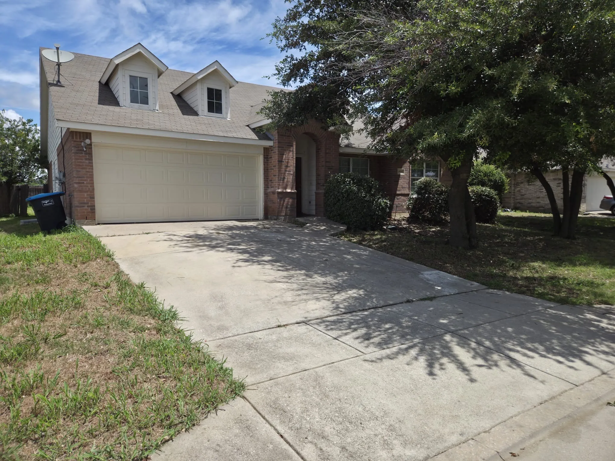 Single Family Residence For Rent in Tarrant County , 4016 Tarpon Springs Drive, Fort Worth, Texas 76123, 4 Bedroom, 2 Bathroom, 2 Garage spaces, 2,173 Sqft, built in 2005, mls#21369480, Real Estate Agent in Fort Worth, Homes For Rent in Tarrant county, Homes For Rent in Fort Worth, Realtor in Fort Worth Texas, Real Estate Brokerage Independent Realty Texas, Luminita Cordes Realtor