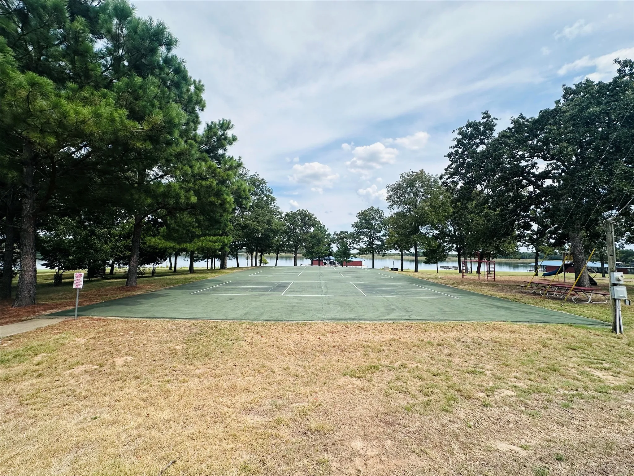 Unimproved Land For Sale in Henderson County , 36-40 Pedernales East, Athens, Texas 75752, 0, 0, Garage spaces, 0 Sqft, built in 0, mls#21370151, Real Estate Agent in Athens, Homes For Sale in Henderson county, Homes For Sale in Athens, Realtor in Athens Texas, Real Estate Brokerage Independent Realty Texas, Luminita Cordes Realtor