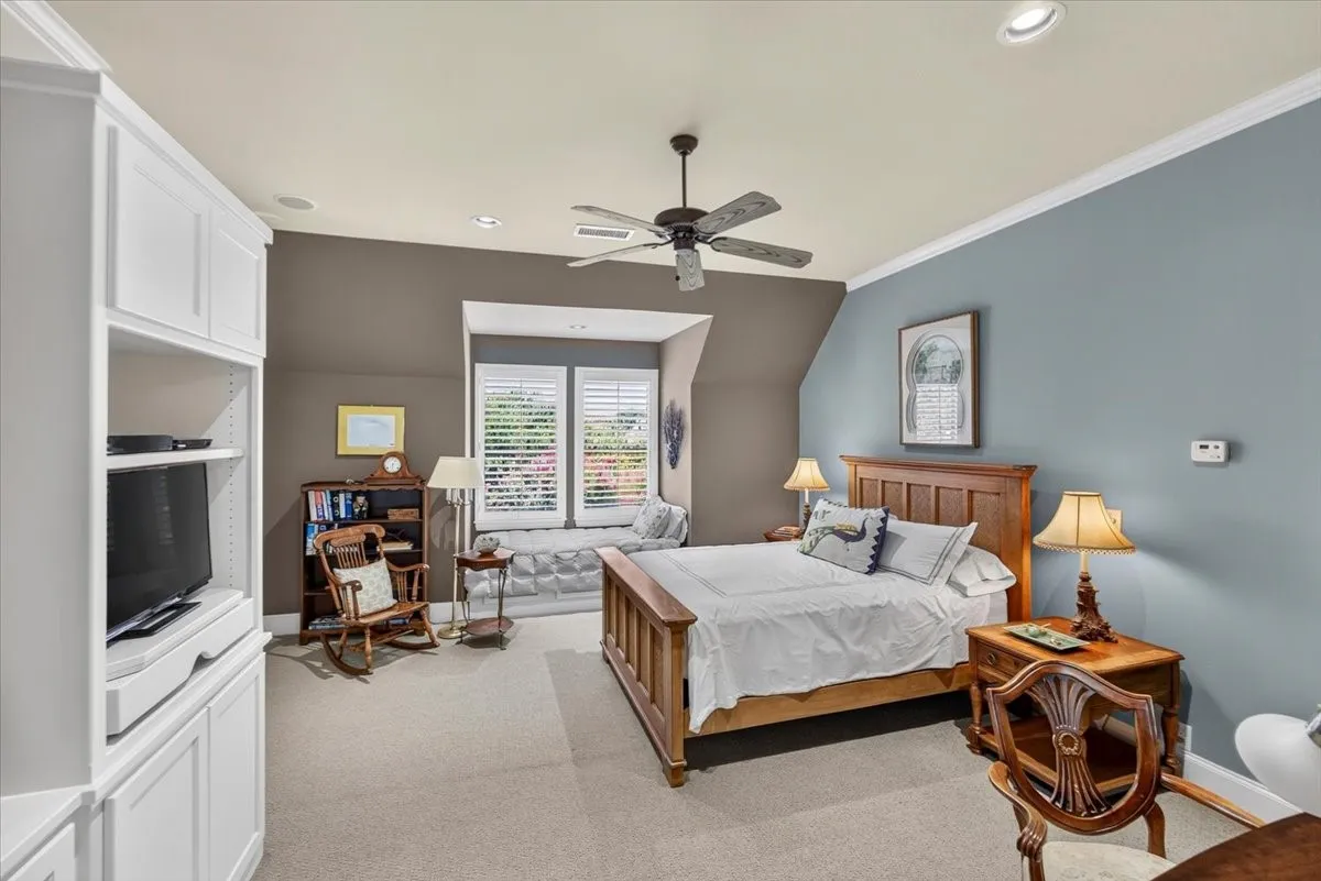 Single Family Residence For Sale in Tarrant County , 6900 Baltusrol Road, Fort Worth, Texas 76132, 4 Bedroom, 3 Bathroom, 2 Garage spaces, 3,348 Sqft, built in 1999, mls#21354249, Real Estate Agent in Fort Worth, Homes For Sale in Tarrant county, Homes For Sale in Fort Worth, Realtor in Fort Worth Texas, Real Estate Brokerage Independent Realty Texas, Luminita Cordes Realtor