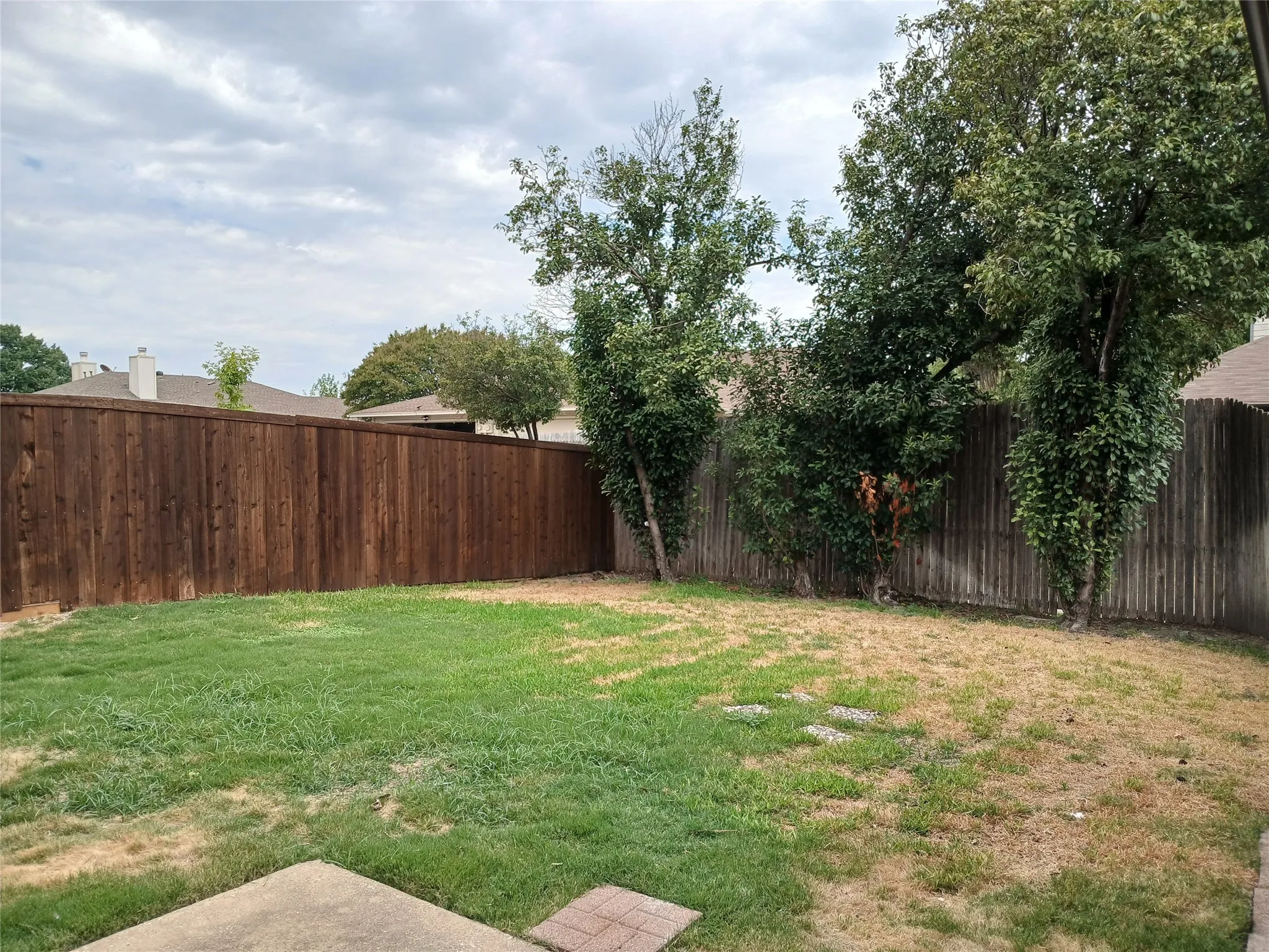 Single Family Residence For Rent in Dallas County , 133 Oakbrook, Coppell, Texas 75019, 2 Bedroom, 2 Bathroom, 2 Garage spaces, 1,312 Sqft, built in 1981, mls#21363887, Real Estate Agent in Coppell, Homes For Rent in Dallas county, Homes For Rent in Coppell, Realtor in Coppell Texas, Real Estate Brokerage Independent Realty Texas, Luminita Cordes Realtor