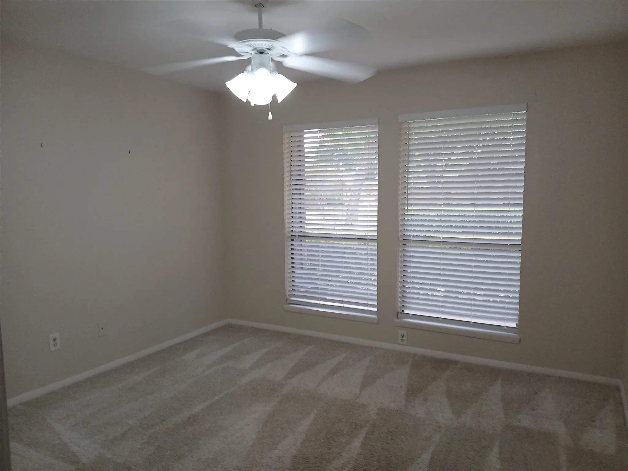 Single Family Residence For Rent in Dallas County , 133 Oakbrook, Coppell, Texas 75019, 2 Bedroom, 2 Bathroom, 2 Garage spaces, 1,312 Sqft, built in 1981, mls#21363887, Real Estate Agent in Coppell, Homes For Rent in Dallas county, Homes For Rent in Coppell, Realtor in Coppell Texas, Real Estate Brokerage Independent Realty Texas, Luminita Cordes Realtor
