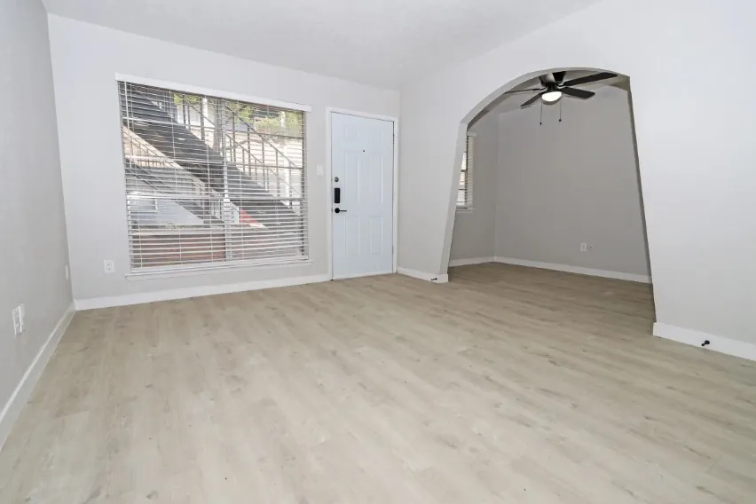 Apartment For Rent in Dallas County , 2807 Bachman Drive A1R, Dallas, Texas 75220, 1 Bedroom, 1 Bathroom, Garage spaces, 405 Sqft, built in 1973, mls#21370017, Real Estate Agent in Dallas, Homes For Rent in Dallas county, Homes For Rent in Dallas, Realtor in Dallas Texas, Real Estate Brokerage Independent Realty Texas, Luminita Cordes Realtor