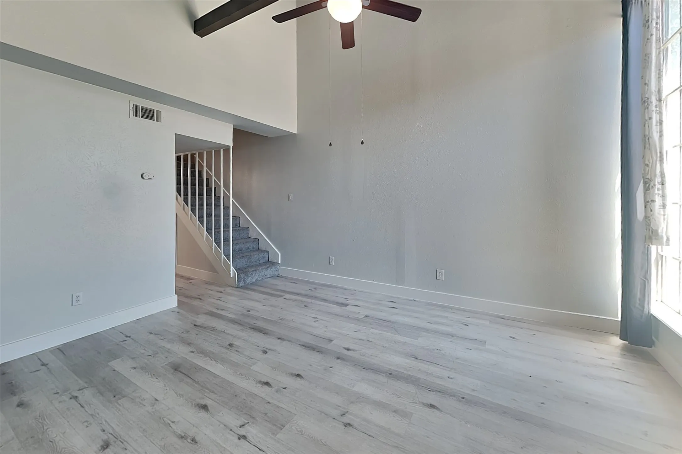 Single Family Residence For Rent in Dallas County , 2803 Ursa Circle, Garland, Texas 75044, 3 Bedroom, 2 Bathroom, Garage spaces, 1,218 Sqft, built in 1972, mls#21367277, Real Estate Agent in Garland, Homes For Rent in Dallas county, Homes For Rent in Garland, Realtor in Garland Texas, Real Estate Brokerage Independent Realty Texas, Luminita Cordes Realtor