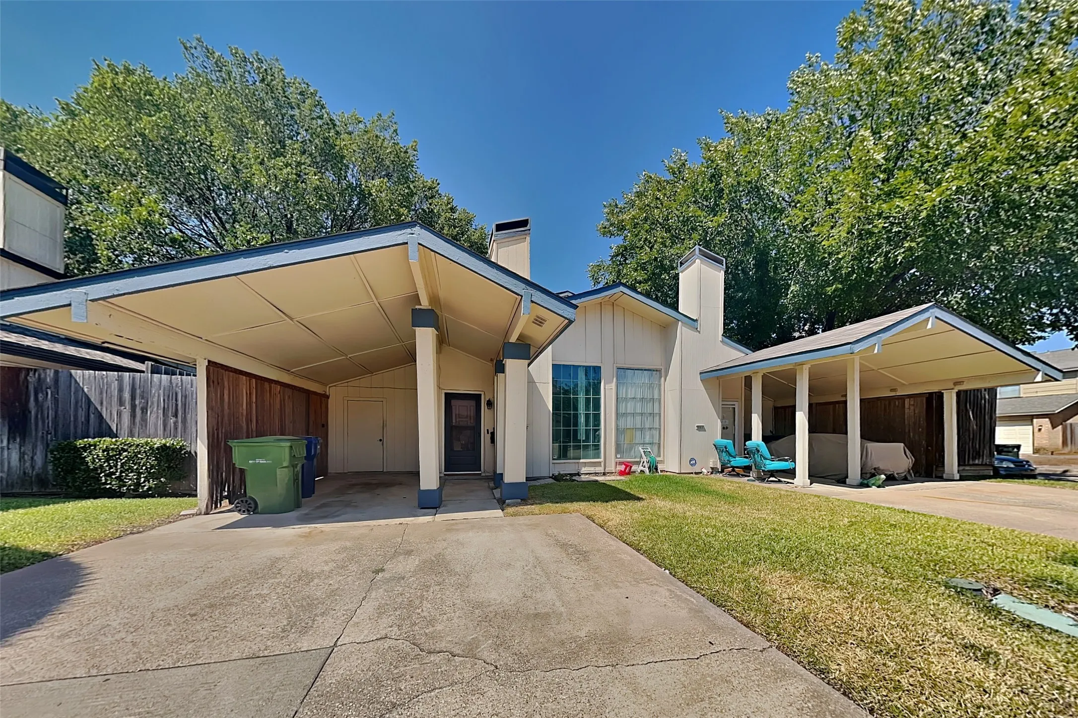 Single Family Residence For Rent in Dallas County , 2803 Ursa Circle, Garland, Texas 75044, 3 Bedroom, 2 Bathroom, Garage spaces, 1,218 Sqft, built in 1972, mls#21367277, Real Estate Agent in Garland, Homes For Rent in Dallas county, Homes For Rent in Garland, Realtor in Garland Texas, Real Estate Brokerage Independent Realty Texas, Luminita Cordes Realtor