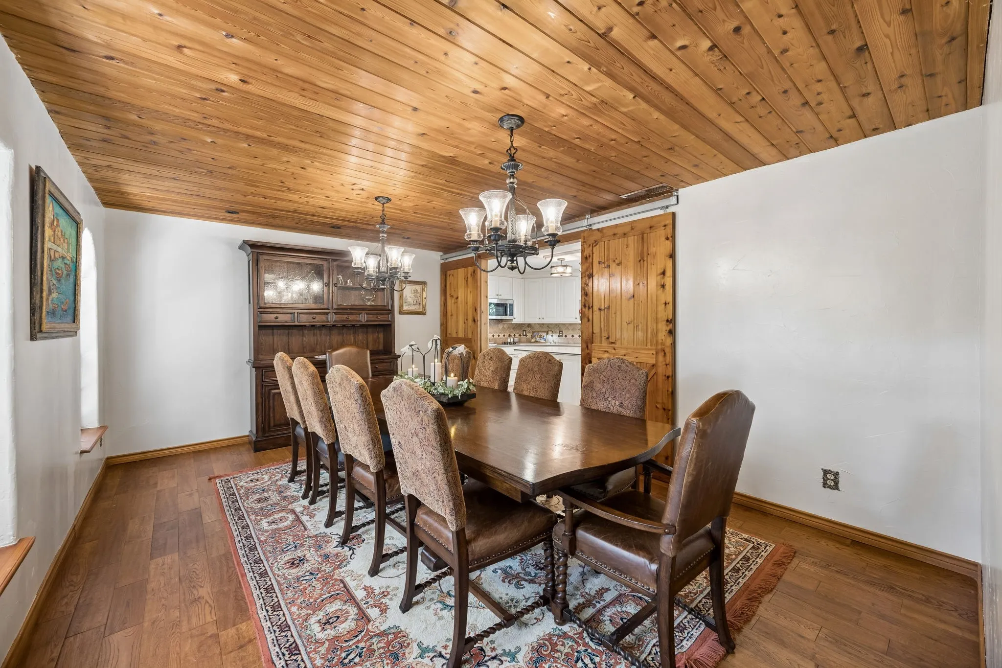 Single Family Residence For Sale in Tarrant County , 9300 Indian Knoll Trail, Keller, Texas 76248, 5 Bedroom, 3 Bathroom, 2 Garage spaces, 3,200 Sqft, built in 1971, mls#21369603, Real Estate Agent in Keller, Homes For Sale in Tarrant county, Homes For Sale in Keller, Realtor in Keller Texas, Real Estate Brokerage Independent Realty Texas, Luminita Cordes Realtor
