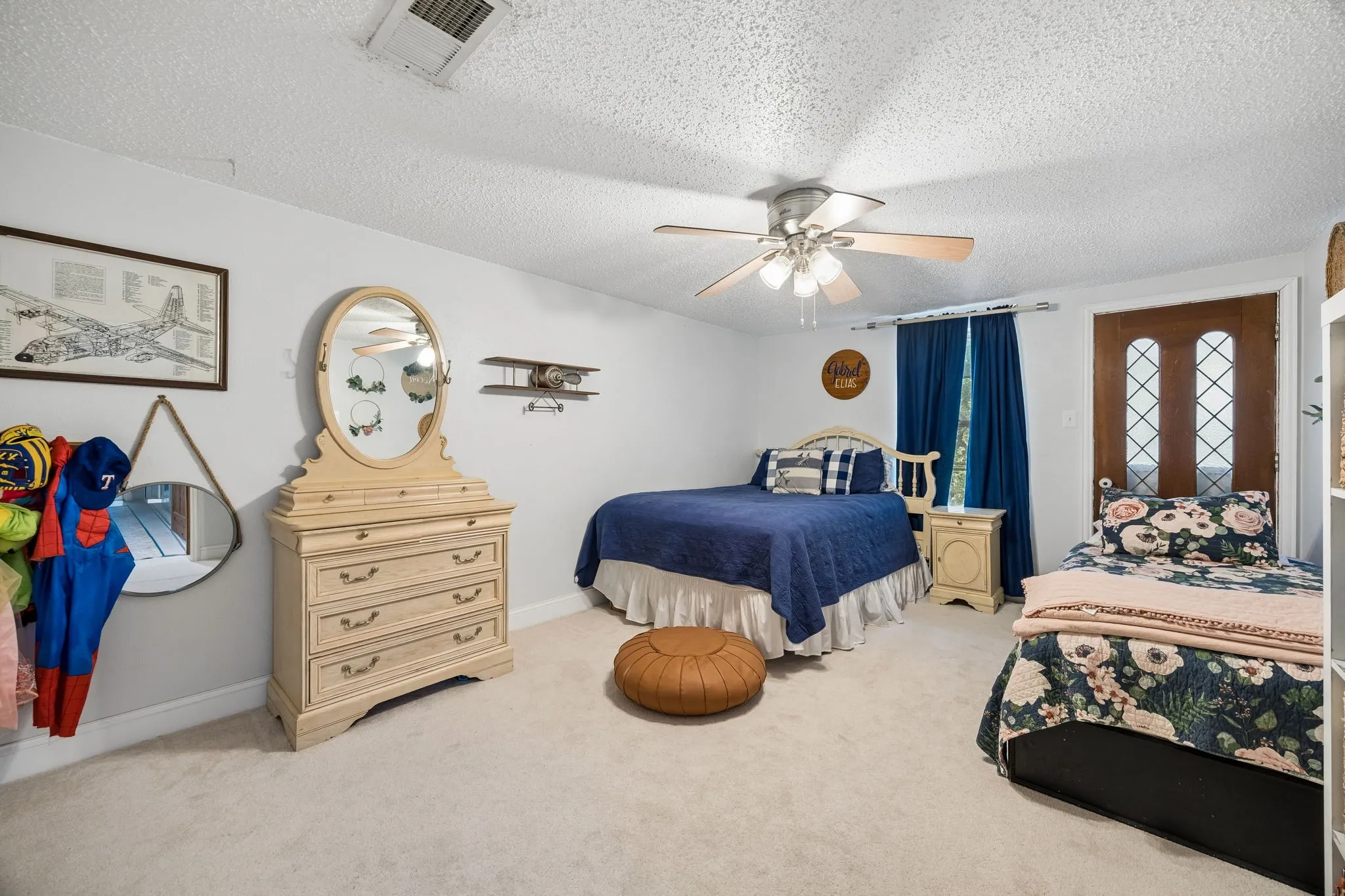 Single Family Residence For Sale in Tarrant County , 9300 Indian Knoll Trail, Keller, Texas 76248, 5 Bedroom, 3 Bathroom, 2 Garage spaces, 3,200 Sqft, built in 1971, mls#21369603, Real Estate Agent in Keller, Homes For Sale in Tarrant county, Homes For Sale in Keller, Realtor in Keller Texas, Real Estate Brokerage Independent Realty Texas, Luminita Cordes Realtor