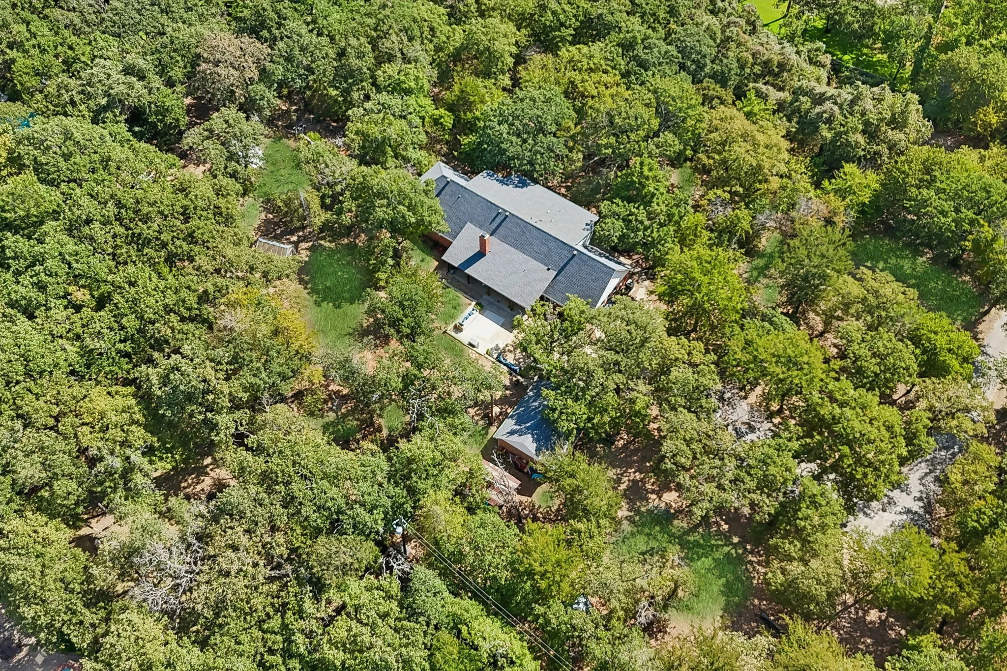 Single Family Residence For Sale in Tarrant County , 9300 Indian Knoll Trail, Keller, Texas 76248, 5 Bedroom, 3 Bathroom, 2 Garage spaces, 3,200 Sqft, built in 1971, mls#21369603, Real Estate Agent in Keller, Homes For Sale in Tarrant county, Homes For Sale in Keller, Realtor in Keller Texas, Real Estate Brokerage Independent Realty Texas, Luminita Cordes Realtor