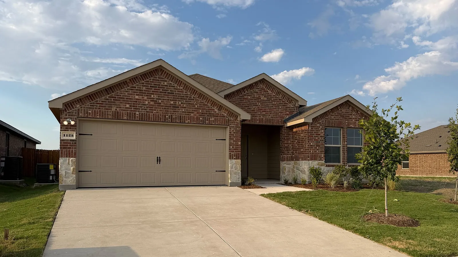 Single Family Residence For Sale in Hunt County , 1125 Overhill Road, Josephine, Texas 75135, 3 Bedroom, 2 Bathroom, 2 Garage spaces, 1,615 Sqft, built in 2025, mls#21370139, Real Estate Agent in Josephine, Homes For Sale in Hunt county, Homes For Sale in Josephine, Realtor in Josephine Texas, Real Estate Brokerage Independent Realty Texas, Luminita Cordes Realtor