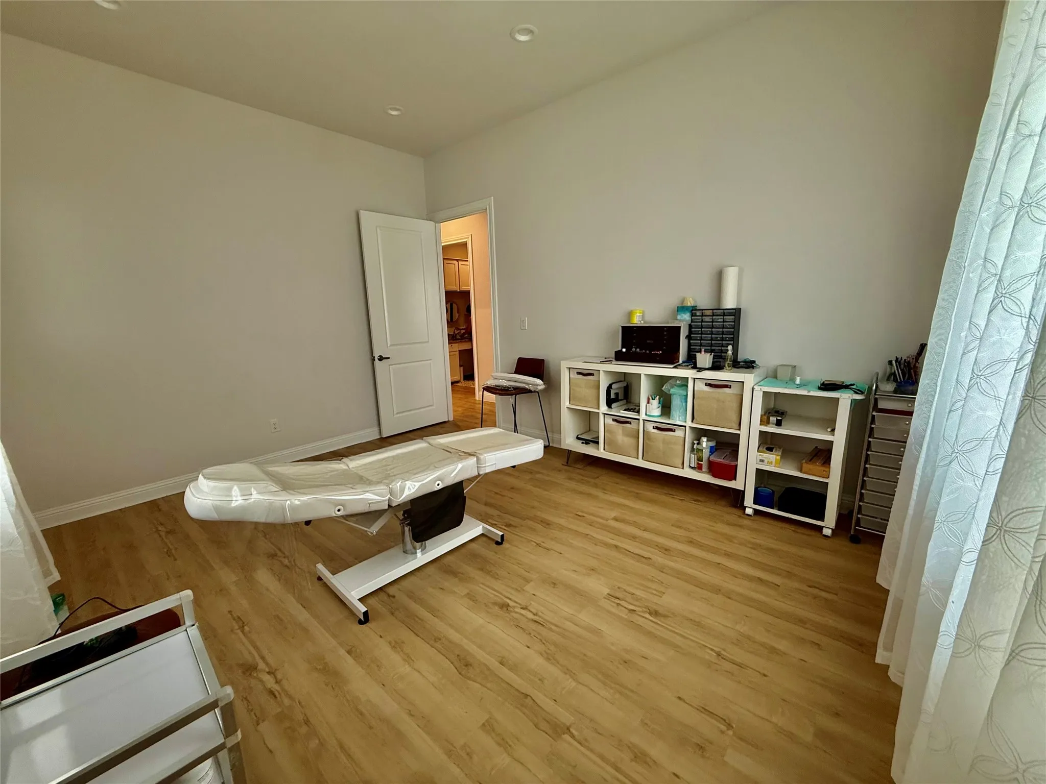 Office For Rent in Denton County , 4425 Plano Pkwy 1504, Carrollton, Texas 75010, 0, 0, Garage spaces, 1,228 Sqft, built in 2022, mls#21367244, Real Estate Agent in Carrollton, Homes For Rent in Denton county, Homes For Rent in Carrollton, Realtor in Carrollton Texas, Real Estate Brokerage Independent Realty Texas, Luminita Cordes Realtor