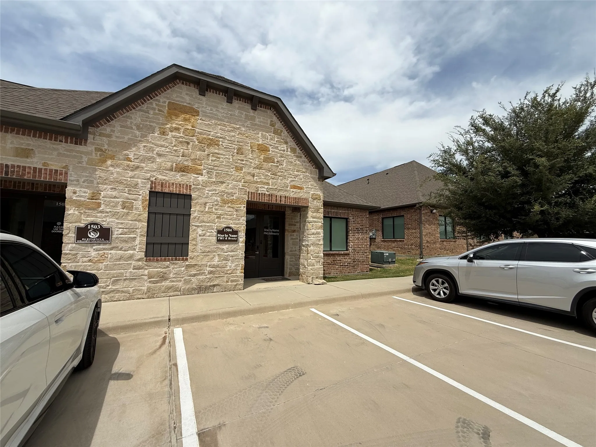 Office For Rent in Denton County , 4425 Plano Pkwy 1504, Carrollton, Texas 75010, 0, 0, Garage spaces, 1,228 Sqft, built in 2022, mls#21367244, Real Estate Agent in Carrollton, Homes For Rent in Denton county, Homes For Rent in Carrollton, Realtor in Carrollton Texas, Real Estate Brokerage Independent Realty Texas, Luminita Cordes Realtor