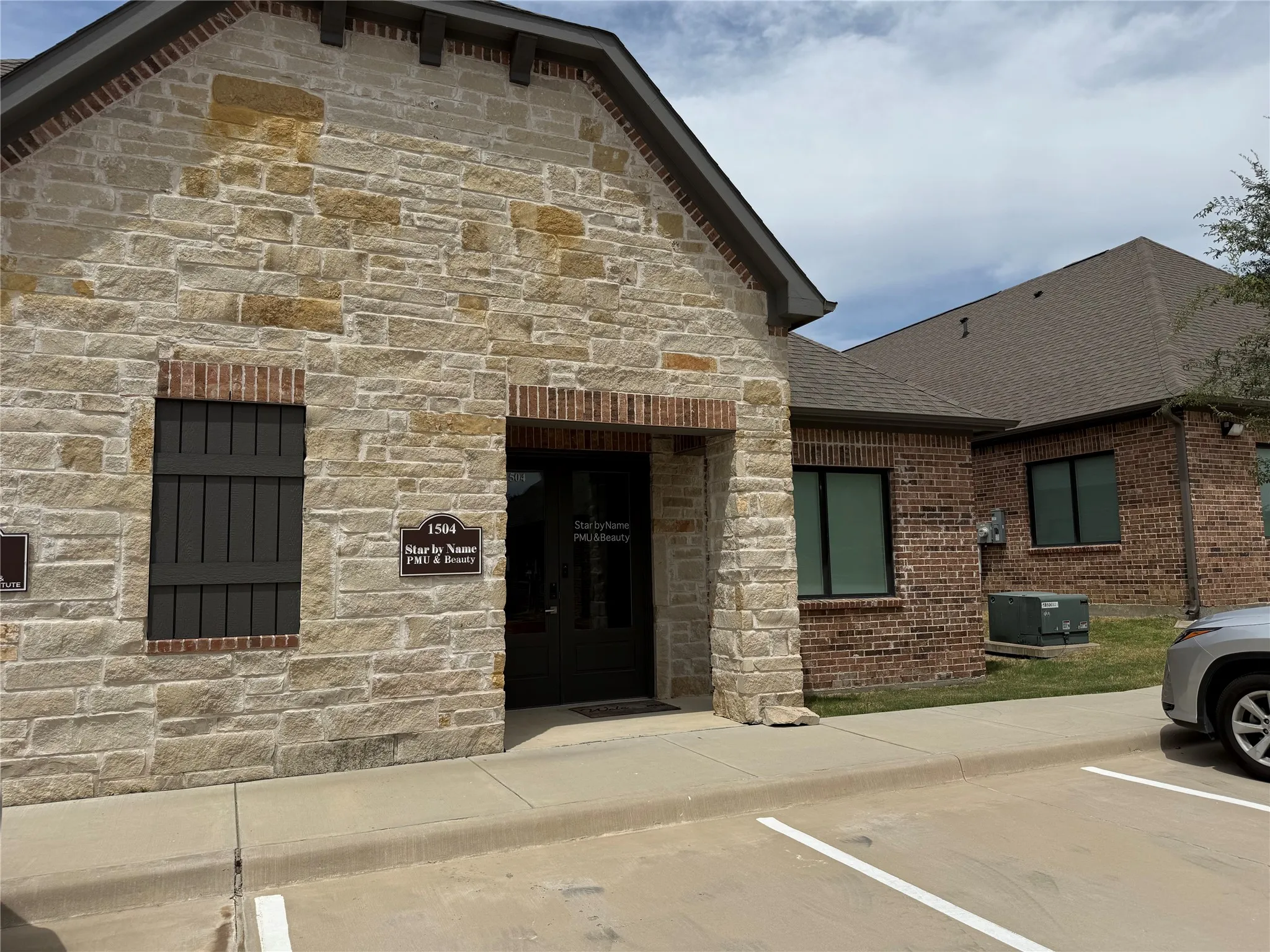 Office For Rent in Denton County , 4425 Plano Pkwy 1504, Carrollton, Texas 75010, 0, 0, Garage spaces, 1,228 Sqft, built in 2022, mls#21367244, Real Estate Agent in Carrollton, Homes For Rent in Denton county, Homes For Rent in Carrollton, Realtor in Carrollton Texas, Real Estate Brokerage Independent Realty Texas, Luminita Cordes Realtor