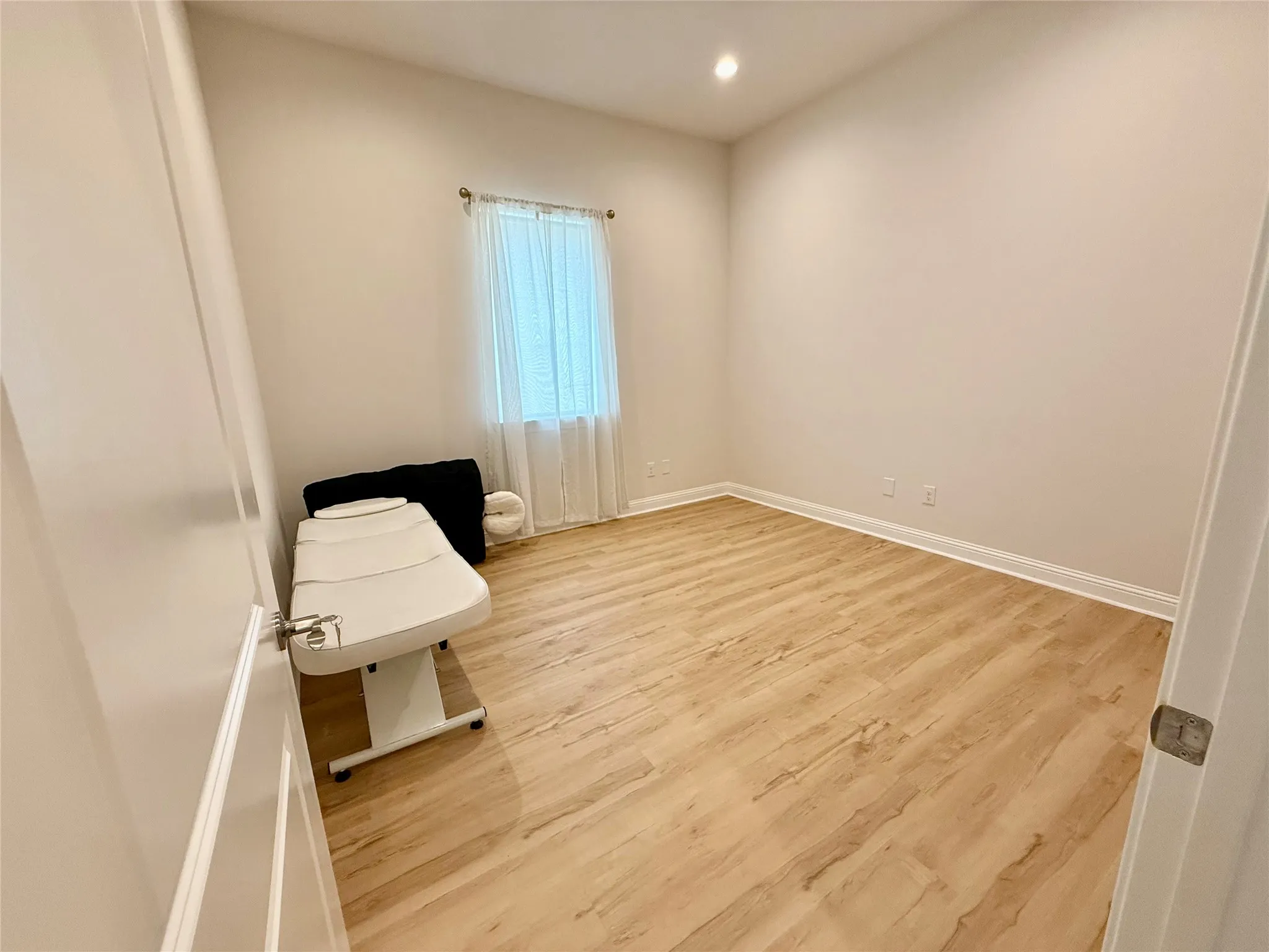 Office For Rent in Denton County , 4425 Plano Pkwy 1504, Carrollton, Texas 75010, 0, 0, Garage spaces, 1,228 Sqft, built in 2022, mls#21367244, Real Estate Agent in Carrollton, Homes For Rent in Denton county, Homes For Rent in Carrollton, Realtor in Carrollton Texas, Real Estate Brokerage Independent Realty Texas, Luminita Cordes Realtor