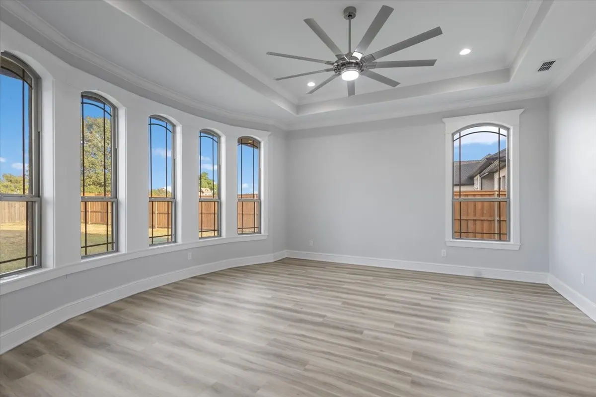 Single Family Residence For Sale in Smith County , 93 Ryder Cup Trail, Hideaway, Texas 75771, 3 Bedroom, 3 Bathroom, 2 Garage spaces, 3,100 Sqft, built in 2023, mls#21369837, Real Estate Agent in Hideaway, Homes For Sale in Smith county, Homes For Sale in Hideaway, Realtor in Hideaway Texas, Real Estate Brokerage Independent Realty Texas, Luminita Cordes Realtor