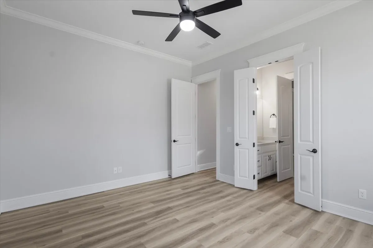 Single Family Residence For Sale in Smith County , 93 Ryder Cup Trail, Hideaway, Texas 75771, 3 Bedroom, 3 Bathroom, 2 Garage spaces, 3,100 Sqft, built in 2023, mls#21369837, Real Estate Agent in Hideaway, Homes For Sale in Smith county, Homes For Sale in Hideaway, Realtor in Hideaway Texas, Real Estate Brokerage Independent Realty Texas, Luminita Cordes Realtor