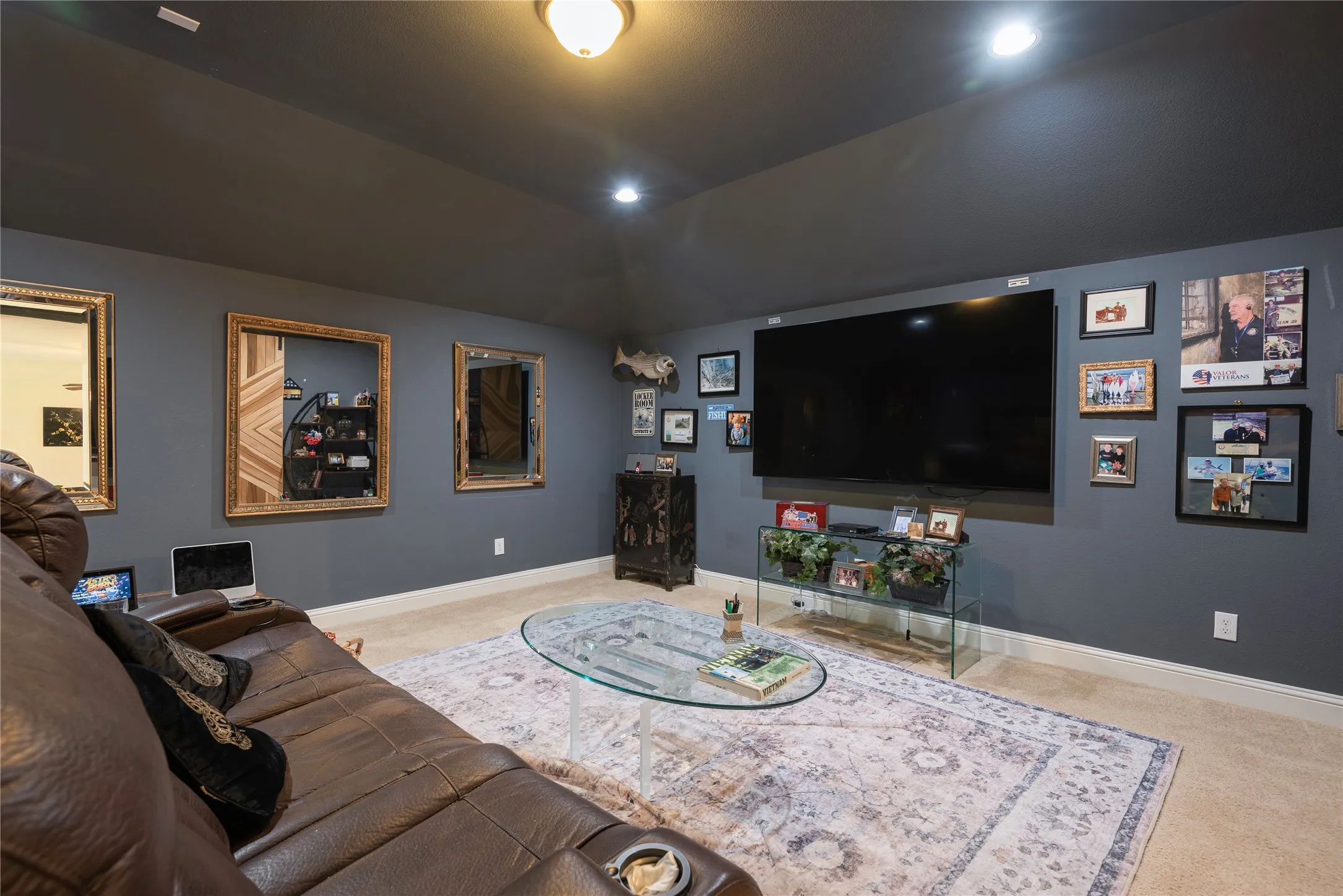 Single Family Residence For Sale in Denton County , 8320 Lindsay Gardens, The Colony, Texas 75056, 4 Bedroom, 4 Bathroom, 2 Garage spaces, 3,422 Sqft, built in 2013, mls#21370123, Real Estate Agent in The Colony, Homes For Sale in Denton county, Homes For Sale in The Colony, Realtor in The Colony Texas, Real Estate Brokerage Independent Realty Texas, Luminita Cordes Realtor