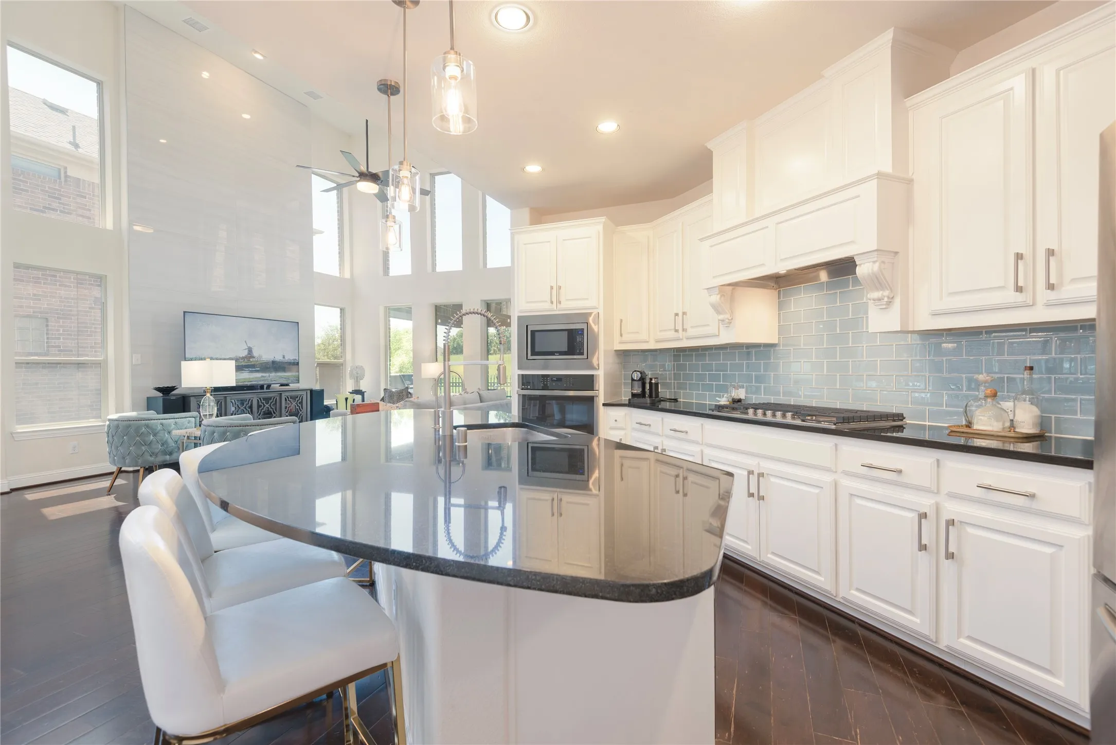 Single Family Residence For Sale in Denton County , 8320 Lindsay Gardens, The Colony, Texas 75056, 4 Bedroom, 4 Bathroom, 2 Garage spaces, 3,422 Sqft, built in 2013, mls#21370123, Real Estate Agent in The Colony, Homes For Sale in Denton county, Homes For Sale in The Colony, Realtor in The Colony Texas, Real Estate Brokerage Independent Realty Texas, Luminita Cordes Realtor