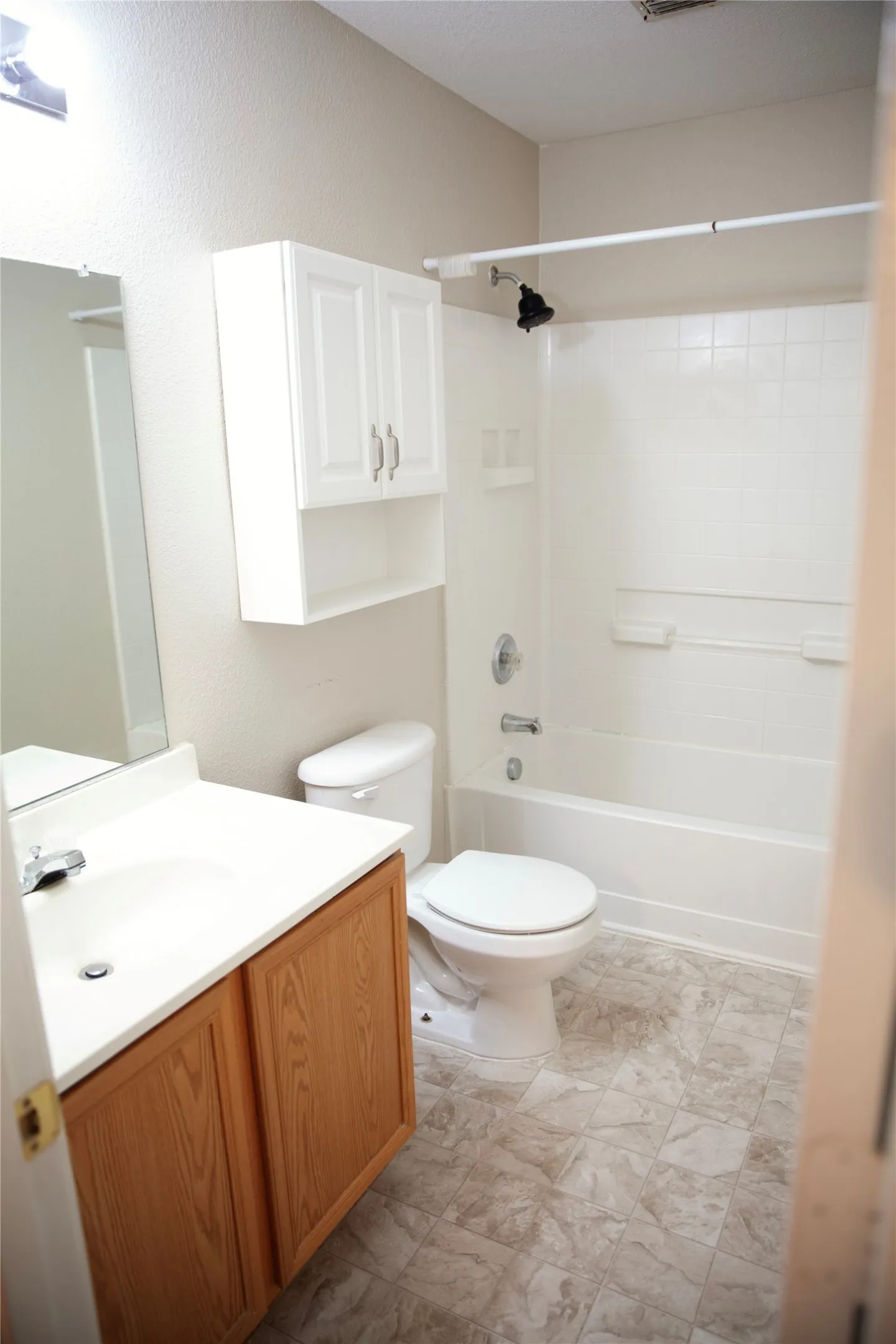 Single Family Residence For Rent in Denton County , 116 Pintail Lane, Sanger, Texas 76266, 3 Bedroom, 2 Bathroom, 2 Garage spaces, 1,252 Sqft, built in 2005, mls#21367743, Real Estate Agent in Sanger, Homes For Rent in Denton county, Homes For Rent in Sanger, Realtor in Sanger Texas, Real Estate Brokerage Independent Realty Texas, Luminita Cordes Realtor