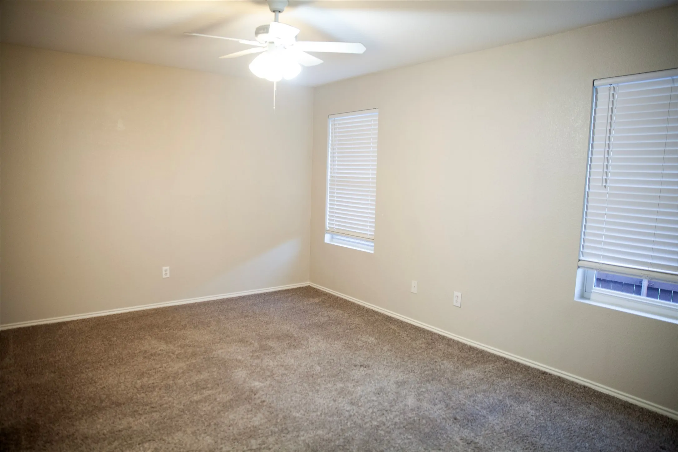 Single Family Residence For Rent in Denton County , 116 Pintail Lane, Sanger, Texas 76266, 3 Bedroom, 2 Bathroom, 2 Garage spaces, 1,252 Sqft, built in 2005, mls#21367743, Real Estate Agent in Sanger, Homes For Rent in Denton county, Homes For Rent in Sanger, Realtor in Sanger Texas, Real Estate Brokerage Independent Realty Texas, Luminita Cordes Realtor
