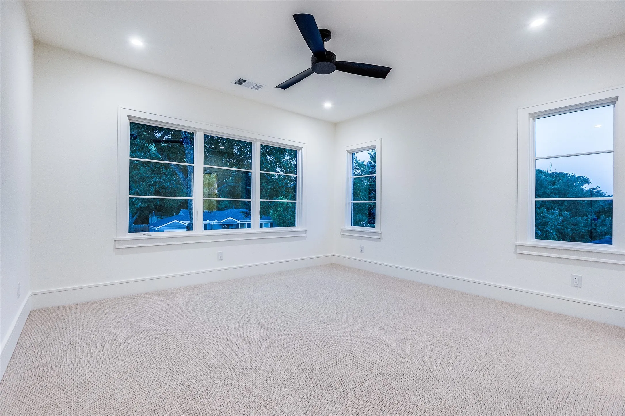 Single Family Residence For Sale in Dallas County , 3935 Hawick Lane, Dallas, Texas 75220, 5 Bedroom, 6 Bathroom, 3 Garage spaces, 4,435 Sqft, built in 2025, mls#21367392, Real Estate Agent in Dallas, Homes For Sale in Dallas county, Homes For Sale in Dallas, Realtor in Dallas Texas, Real Estate Brokerage Independent Realty Texas, Luminita Cordes Realtor