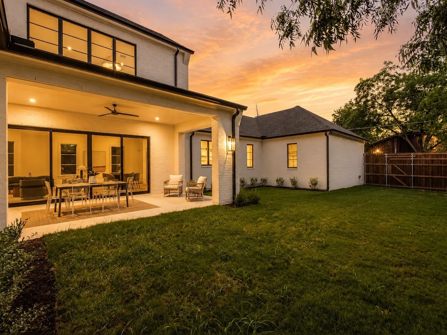 Single Family Residence For Sale in Dallas County , 3935 Hawick Lane, Dallas, Texas 75220, 5 Bedroom, 6 Bathroom, 3 Garage spaces, 4,435 Sqft, built in 2025, mls#21367392, Real Estate Agent in Dallas, Homes For Sale in Dallas county, Homes For Sale in Dallas, Realtor in Dallas Texas, Real Estate Brokerage Independent Realty Texas, Luminita Cordes Realtor