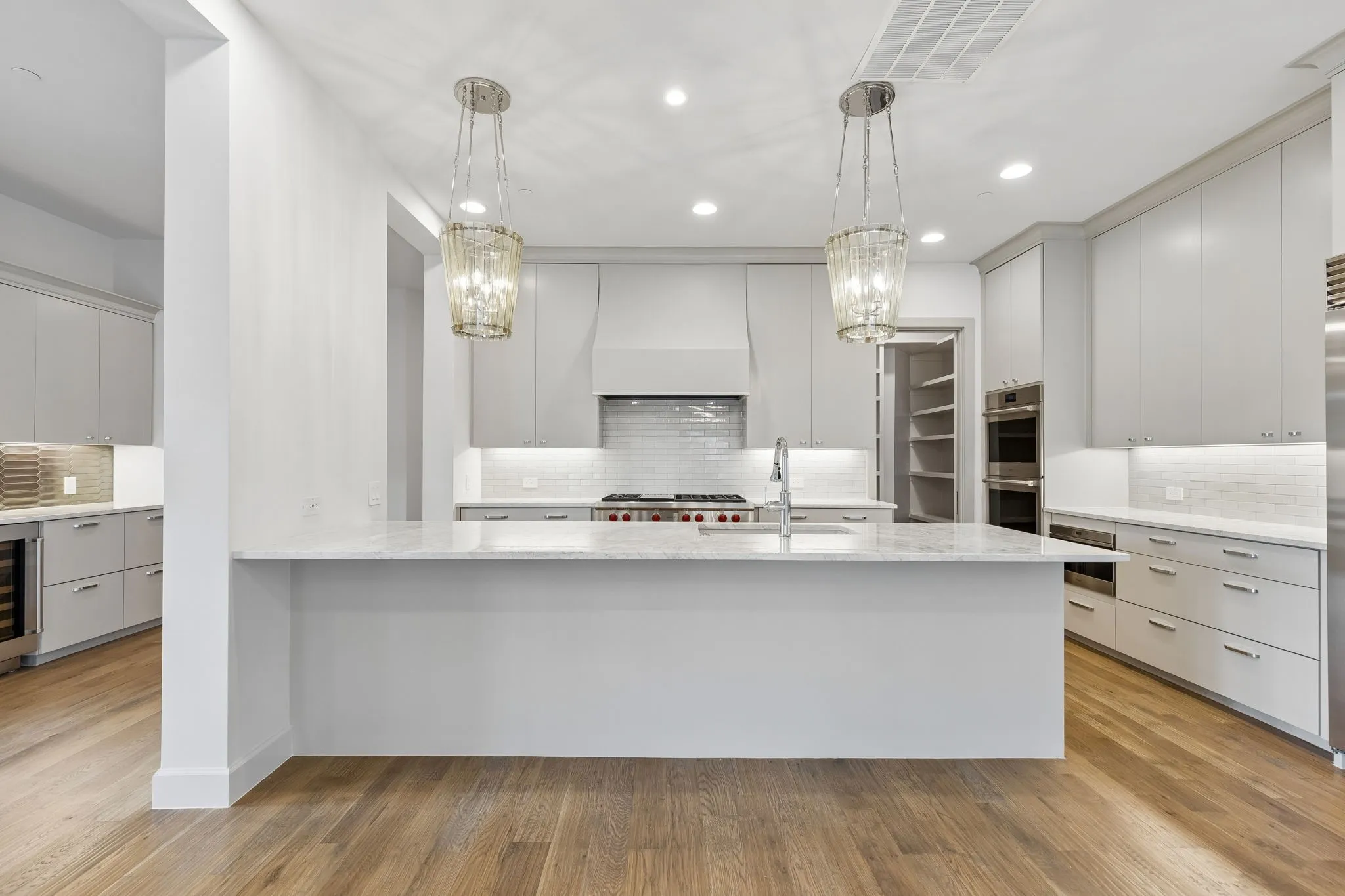 Townhouse For Sale in Tarrant County , 76 Cortes Drive, Westlake, Texas 76262, 3 Bedroom, 4 Bathroom, 2 Garage spaces, 3,107 Sqft, built in 2023, mls#21367995, Real Estate Agent in Westlake, Homes For Sale in Tarrant county, Homes For Sale in Westlake, Realtor in Westlake Texas, Real Estate Brokerage Independent Realty Texas, Luminita Cordes Realtor
