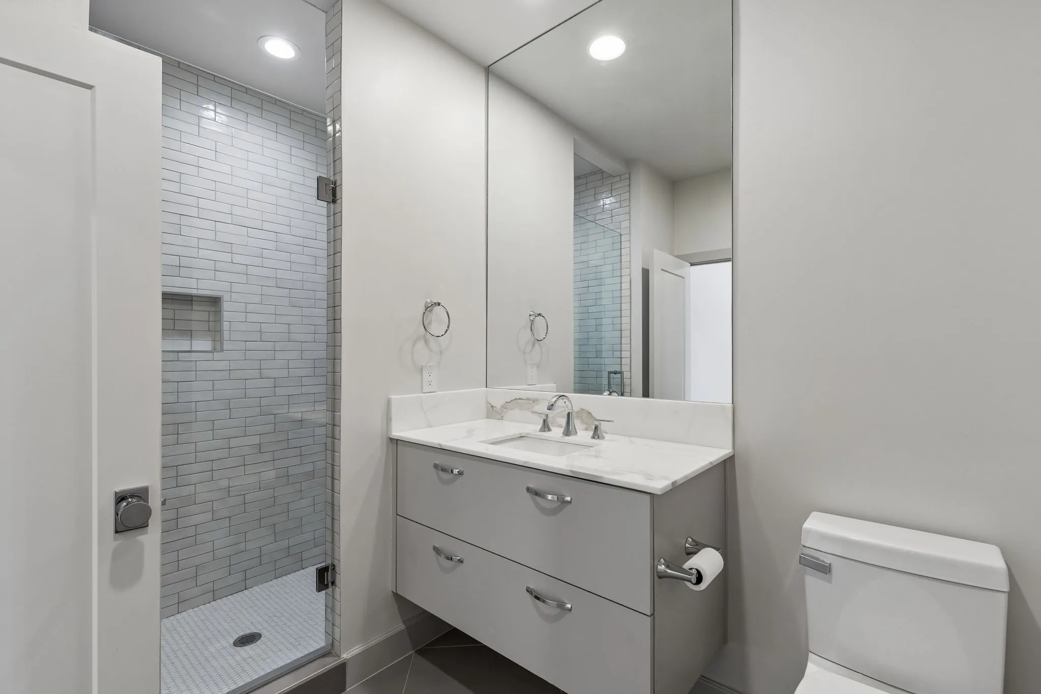 Townhouse For Sale in Tarrant County , 76 Cortes Drive, Westlake, Texas 76262, 3 Bedroom, 4 Bathroom, 2 Garage spaces, 3,107 Sqft, built in 2023, mls#21367995, Real Estate Agent in Westlake, Homes For Sale in Tarrant county, Homes For Sale in Westlake, Realtor in Westlake Texas, Real Estate Brokerage Independent Realty Texas, Luminita Cordes Realtor