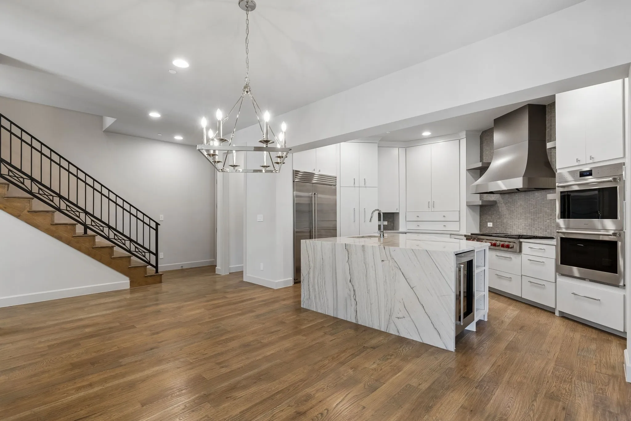 Townhouse For Sale in Tarrant County , 74 Cortes Drive, Westlake, Texas 76262, 4 Bedroom, 5 Bathroom, 2 Garage spaces, 3,550 Sqft, built in 2023, mls#21367895, Real Estate Agent in Westlake, Homes For Sale in Tarrant county, Homes For Sale in Westlake, Realtor in Westlake Texas, Real Estate Brokerage Independent Realty Texas, Luminita Cordes Realtor