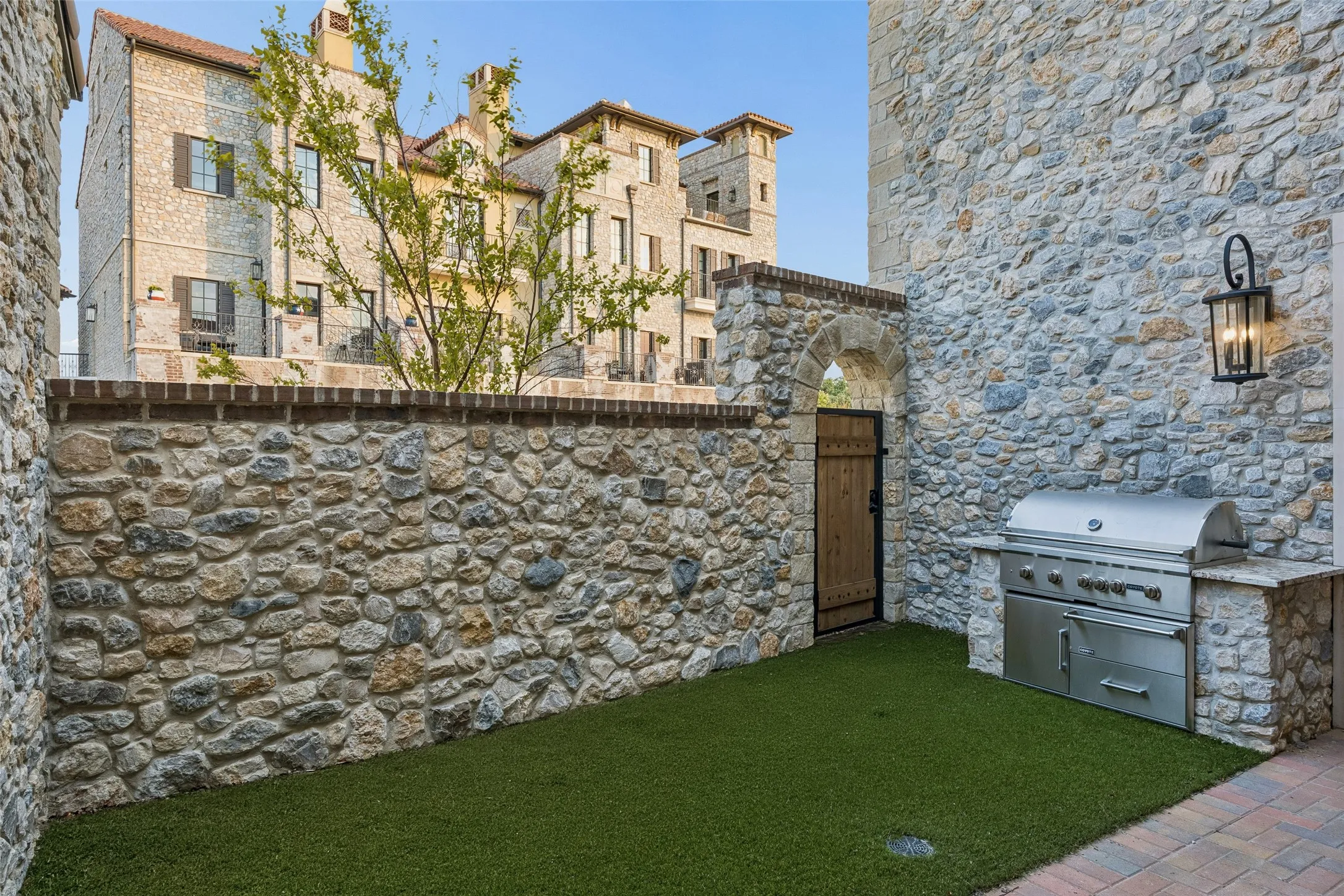 Townhouse For Sale in Tarrant County , 74 Cortes Drive, Westlake, Texas 76262, 4 Bedroom, 5 Bathroom, 2 Garage spaces, 3,550 Sqft, built in 2023, mls#21367895, Real Estate Agent in Westlake, Homes For Sale in Tarrant county, Homes For Sale in Westlake, Realtor in Westlake Texas, Real Estate Brokerage Independent Realty Texas, Luminita Cordes Realtor