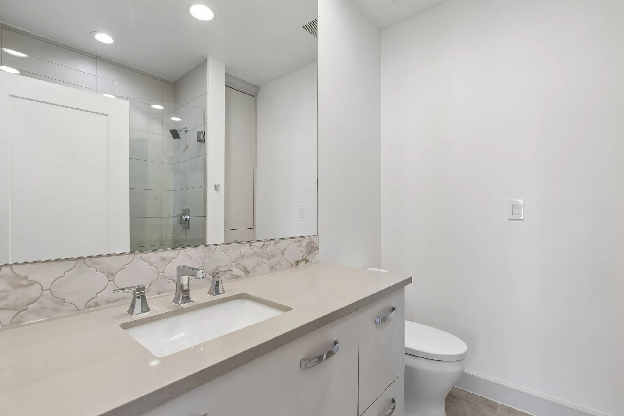 Townhouse For Sale in Tarrant County , 74 Cortes Drive, Westlake, Texas 76262, 4 Bedroom, 5 Bathroom, 2 Garage spaces, 3,550 Sqft, built in 2023, mls#21367895, Real Estate Agent in Westlake, Homes For Sale in Tarrant county, Homes For Sale in Westlake, Realtor in Westlake Texas, Real Estate Brokerage Independent Realty Texas, Luminita Cordes Realtor