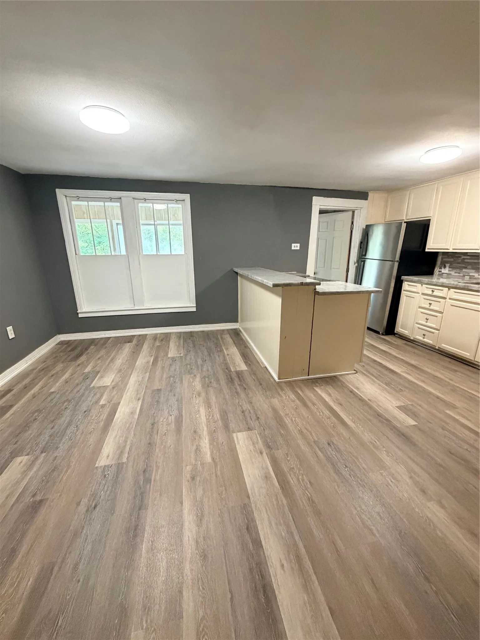 Single Family Residence For Sale in Camp County , 226 County Road 4244, Pittsburg, Texas 75686, 4 Bedroom, 2 Bathroom, 1 Garage spaces, 2,536 Sqft, built in 1958, mls#21369874, Real Estate Agent in Pittsburg, Homes For Sale in Camp county, Homes For Sale in Pittsburg, Realtor in Pittsburg Texas, Real Estate Brokerage Independent Realty Texas, Luminita Cordes Realtor