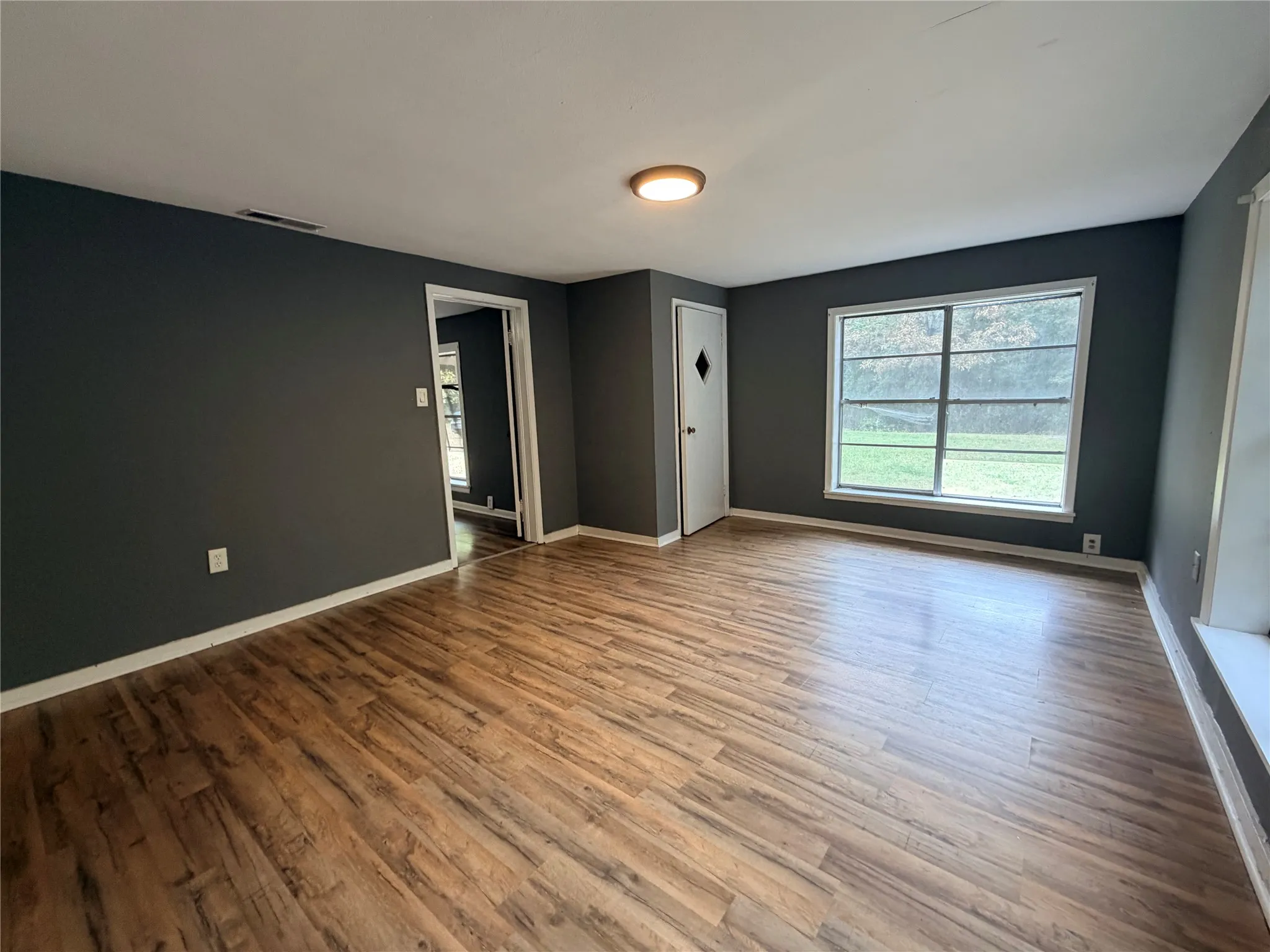 Single Family Residence For Sale in Camp County , 226 County Road 4244, Pittsburg, Texas 75686, 4 Bedroom, 2 Bathroom, 1 Garage spaces, 2,536 Sqft, built in 1958, mls#21369874, Real Estate Agent in Pittsburg, Homes For Sale in Camp county, Homes For Sale in Pittsburg, Realtor in Pittsburg Texas, Real Estate Brokerage Independent Realty Texas, Luminita Cordes Realtor