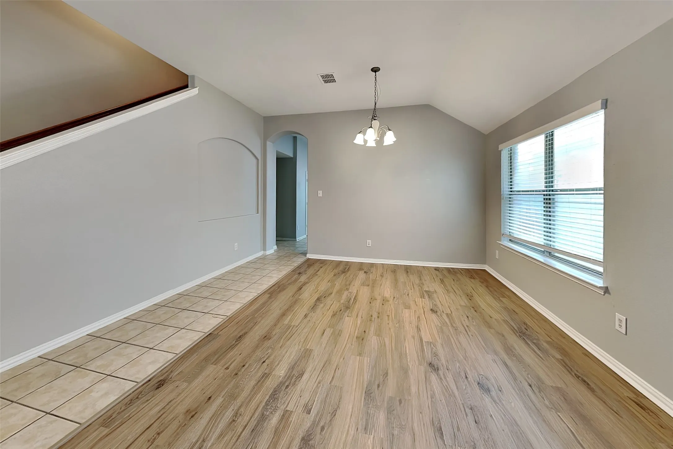 Single Family Residence For Rent in Denton County , 2713 Evening Mist Drive, Little Elm, Texas 75068, 4 Bedroom, 2 Bathroom, 2 Garage spaces, 2,110 Sqft, built in 2006, mls#21370137, Real Estate Agent in Little Elm, Homes For Rent in Denton county, Homes For Rent in Little Elm, Realtor in Little Elm Texas, Real Estate Brokerage Independent Realty Texas, Luminita Cordes Realtor