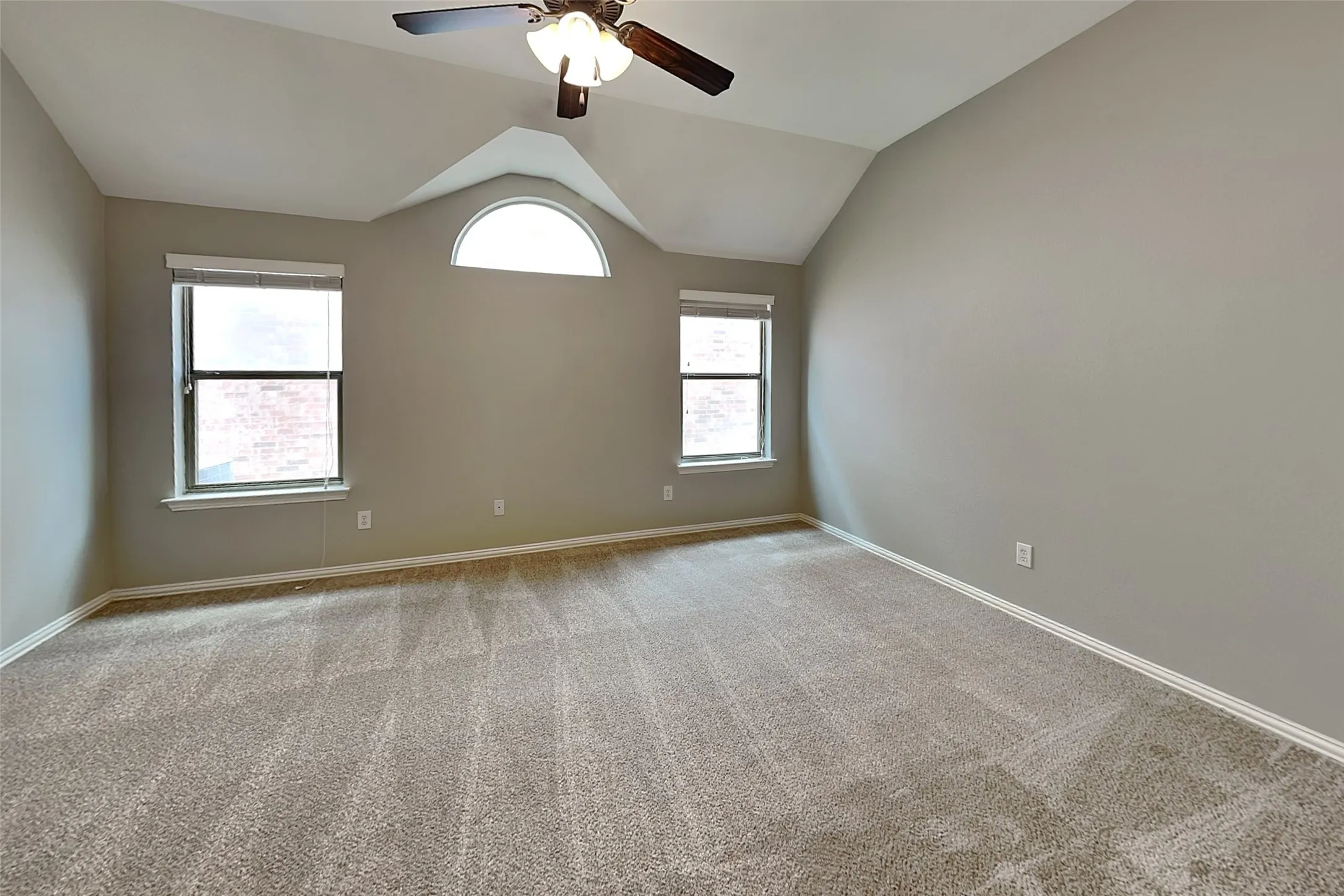 Single Family Residence For Rent in Denton County , 2713 Evening Mist Drive, Little Elm, Texas 75068, 4 Bedroom, 2 Bathroom, 2 Garage spaces, 2,110 Sqft, built in 2006, mls#21370137, Real Estate Agent in Little Elm, Homes For Rent in Denton county, Homes For Rent in Little Elm, Realtor in Little Elm Texas, Real Estate Brokerage Independent Realty Texas, Luminita Cordes Realtor