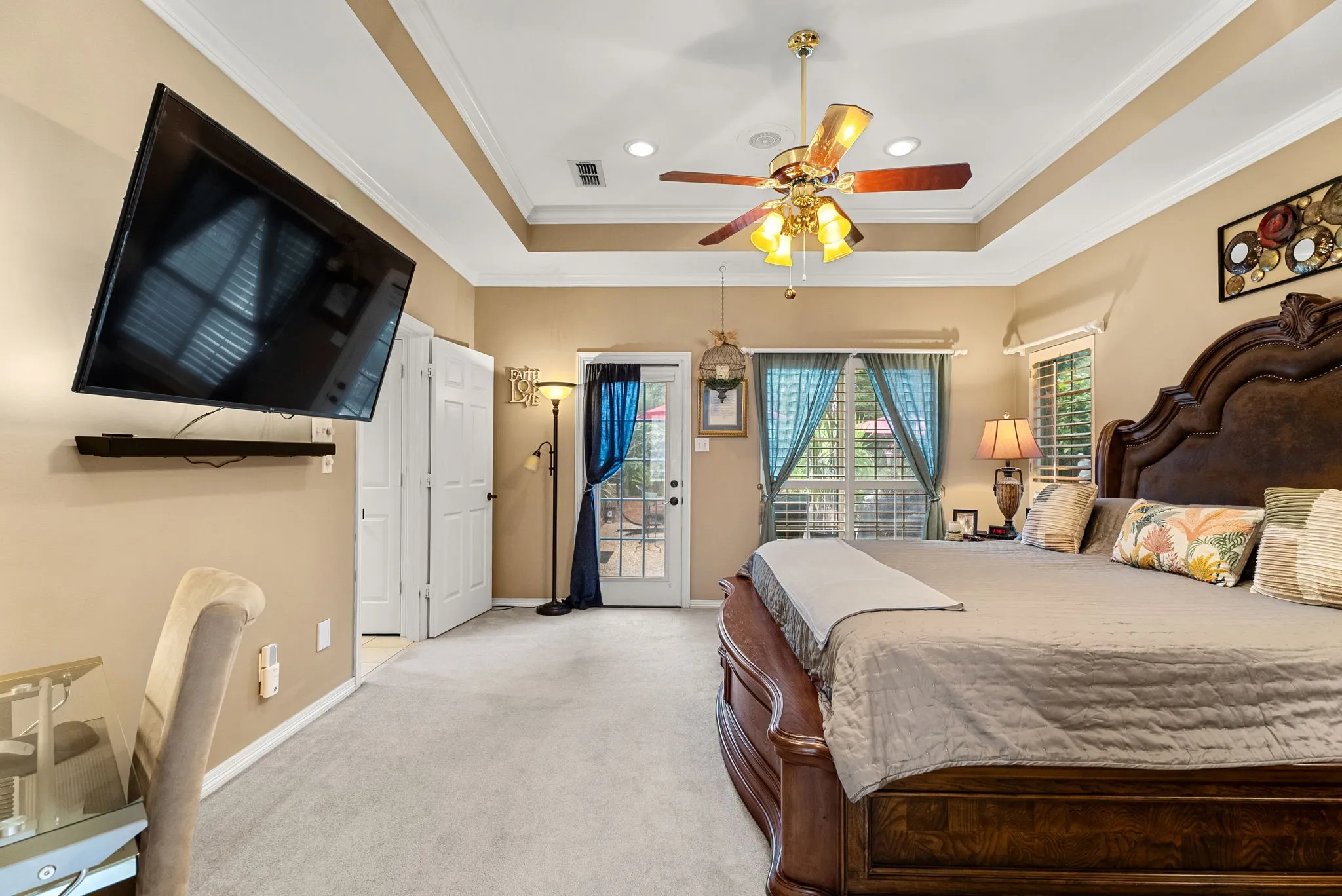 Single Family Residence For Sale in Smith County , 3621 Rock Creek Drive, Tyler, Texas 75707, 4 Bedroom, 2 Bathroom, 2 Garage spaces, 2,414 Sqft, built in 1996, mls#21370219, Real Estate Agent in Tyler, Homes For Sale in Smith county, Homes For Sale in Tyler, Realtor in Tyler Texas, Real Estate Brokerage Independent Realty Texas, Luminita Cordes Realtor