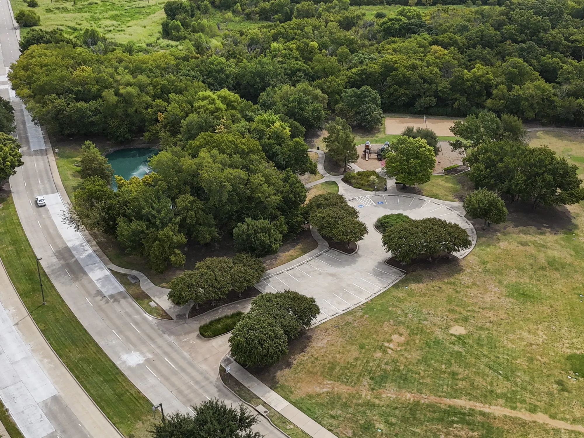 Single Family Residence For Sale in Collin County , 529 Colgate Drive, Allen, Texas 75013, 4 Bedroom, 3 Bathroom, 2 Garage spaces, 2,370 Sqft, built in 1997, mls#21369058, Real Estate Agent in Allen, Homes For Sale in Collin county, Homes For Sale in Allen, Realtor in Allen Texas, Real Estate Brokerage Independent Realty Texas, Luminita Cordes Realtor