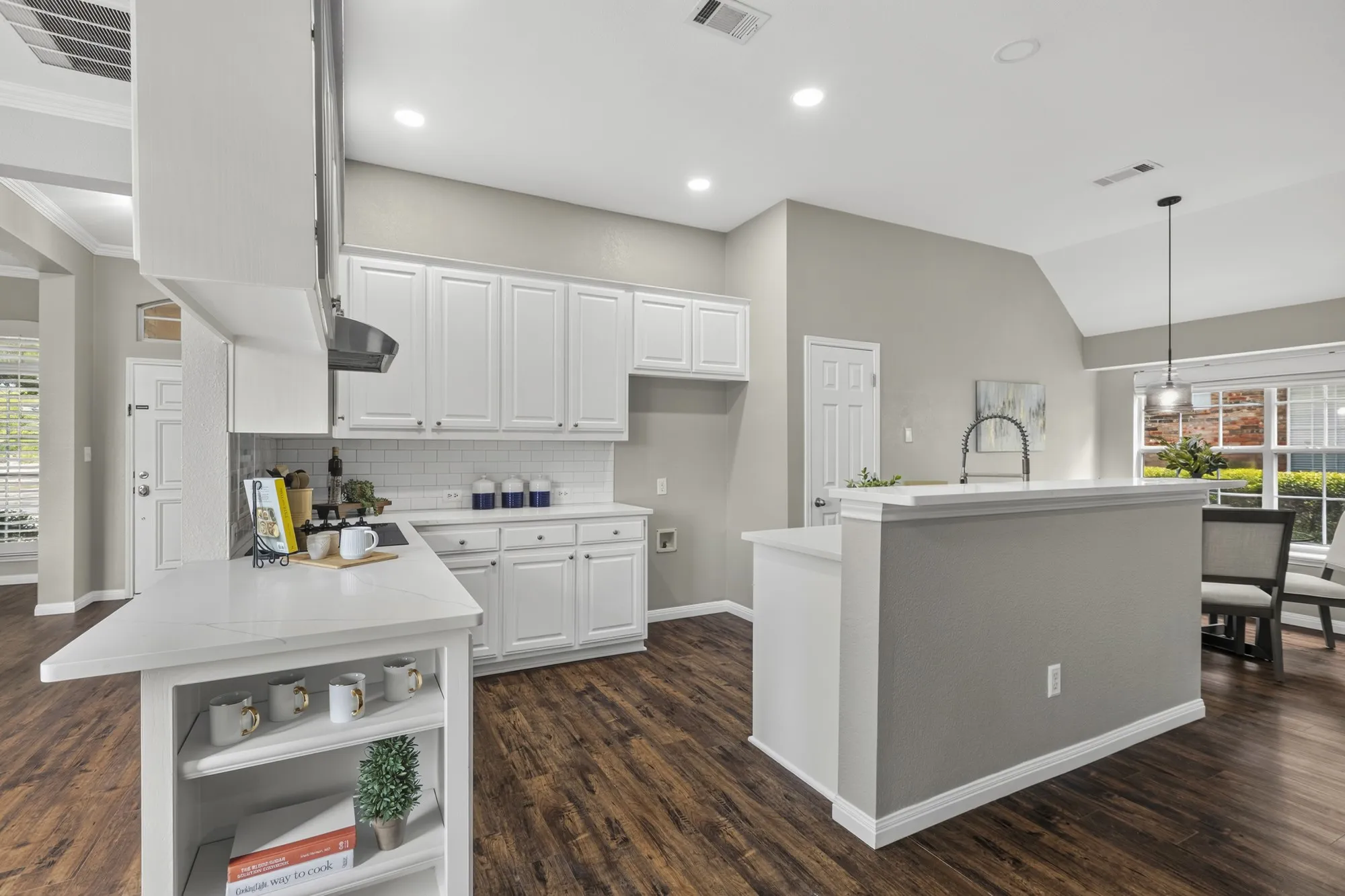 Single Family Residence For Sale in Collin County , 529 Colgate Drive, Allen, Texas 75013, 4 Bedroom, 3 Bathroom, 2 Garage spaces, 2,370 Sqft, built in 1997, mls#21369058, Real Estate Agent in Allen, Homes For Sale in Collin county, Homes For Sale in Allen, Realtor in Allen Texas, Real Estate Brokerage Independent Realty Texas, Luminita Cordes Realtor
