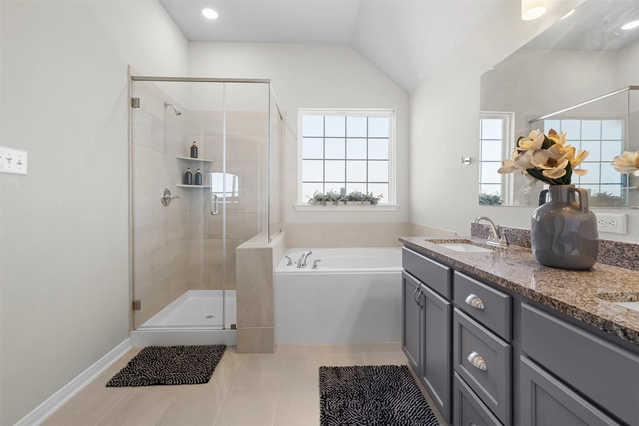 Single Family Residence For Sale in Bell County , 6620 Mc Gregor Loop, Killeen, Texas 76549, 4 Bedroom, 3 Bathroom, 3 Garage spaces, 2,036 Sqft, built in 2021, mls#21368246, Real Estate Agent in Killeen, Homes For Sale in Bell county, Homes For Sale in Killeen, Realtor in Killeen Texas, Real Estate Brokerage Independent Realty Texas, Luminita Cordes Realtor