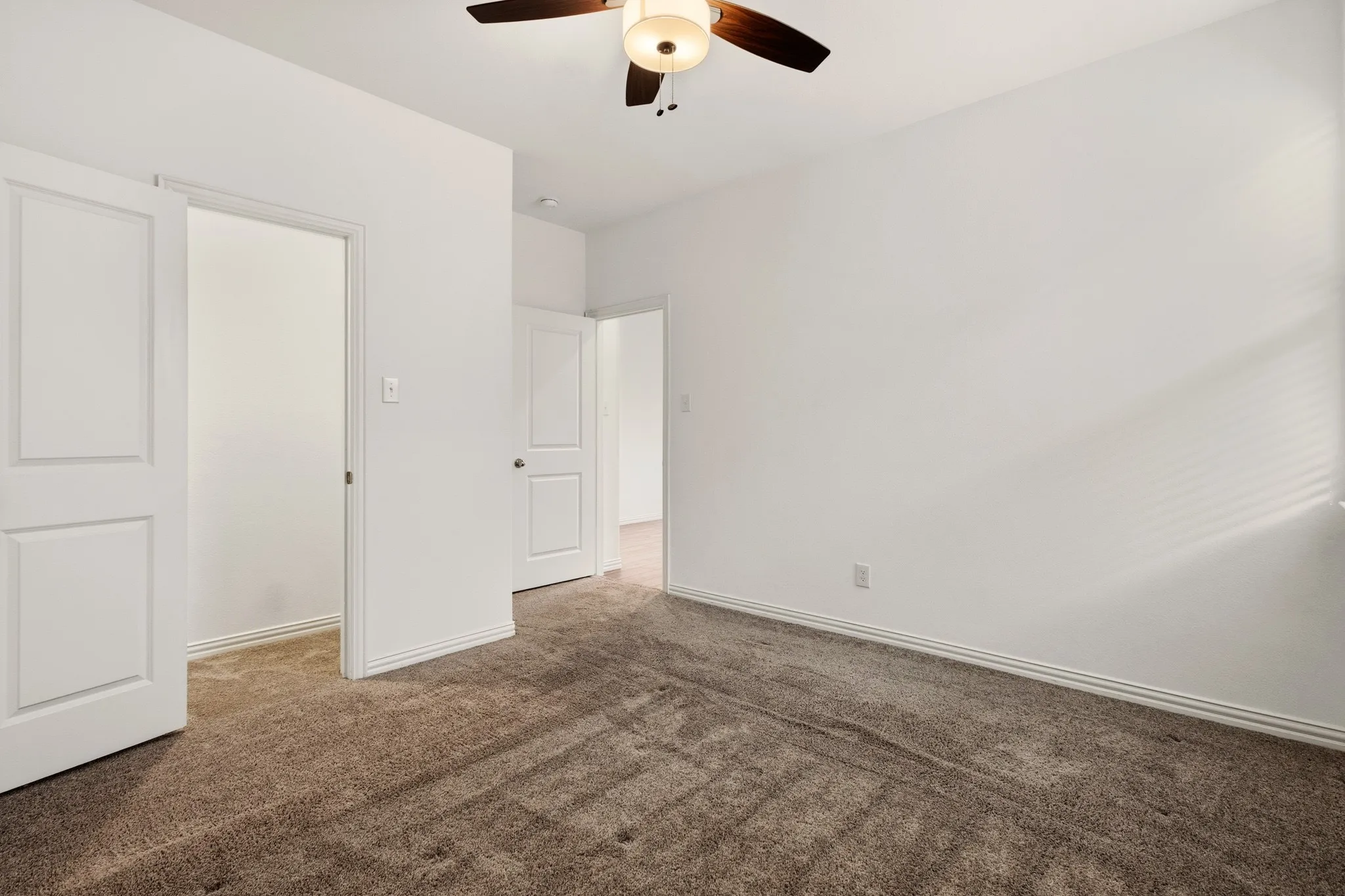 Single Family Residence For Rent in Rockwall County , 835 Sitwell Drive, Fate, Texas 75087, 4 Bedroom, 2 Bathroom, 2 Garage spaces, 1,838 Sqft, built in 2021, mls#21370234, Real Estate Agent in Fate, Homes For Rent in Rockwall county, Homes For Rent in Fate, Realtor in Fate Texas, Real Estate Brokerage Independent Realty Texas, Luminita Cordes Realtor