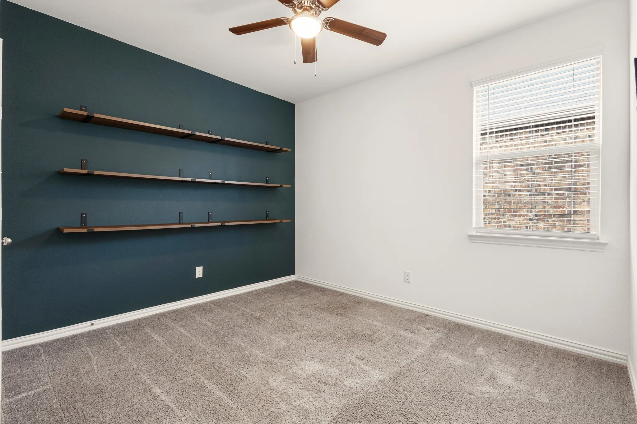 Single Family Residence For Rent in Rockwall County , 835 Sitwell Drive, Fate, Texas 75087, 4 Bedroom, 2 Bathroom, 2 Garage spaces, 1,838 Sqft, built in 2021, mls#21370234, Real Estate Agent in Fate, Homes For Rent in Rockwall county, Homes For Rent in Fate, Realtor in Fate Texas, Real Estate Brokerage Independent Realty Texas, Luminita Cordes Realtor