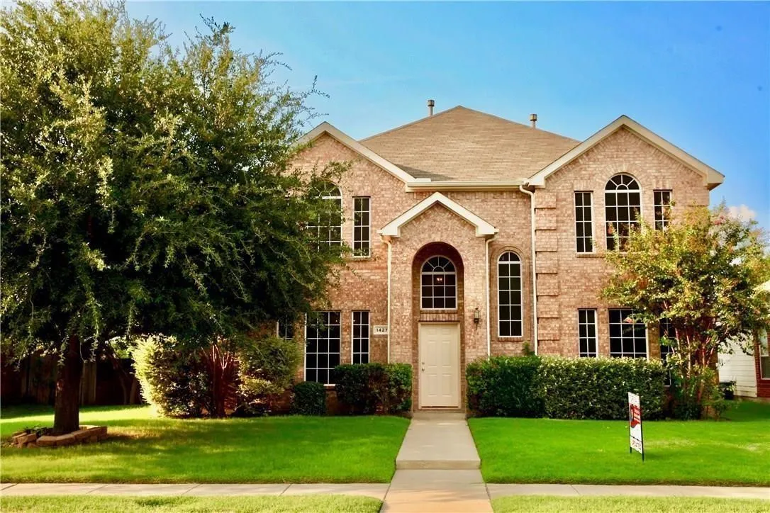 Single Family Residence For Rent in Collin County , 1427 Autumnmist Drive, Allen, Texas 75002, 4 Bedroom, 3 Bathroom, 2 Garage spaces, 2,630 Sqft, built in 1999, mls#21369040, Real Estate Agent in Allen, Homes For Rent in Collin county, Homes For Rent in Allen, Realtor in Allen Texas, Real Estate Brokerage Independent Realty Texas, Luminita Cordes Realtor