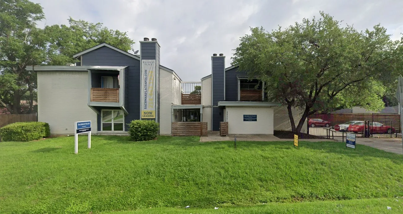 Apartment For Rent in Dallas County , 2807 Bachman Drive A3R, Dallas, Texas 75220, 1 Bedroom, 1 Bathroom, Garage spaces, 810 Sqft, built in 1973, mls#21370237, Real Estate Agent in Dallas, Homes For Rent in Dallas county, Homes For Rent in Dallas, Realtor in Dallas Texas, Real Estate Brokerage Independent Realty Texas, Luminita Cordes Realtor