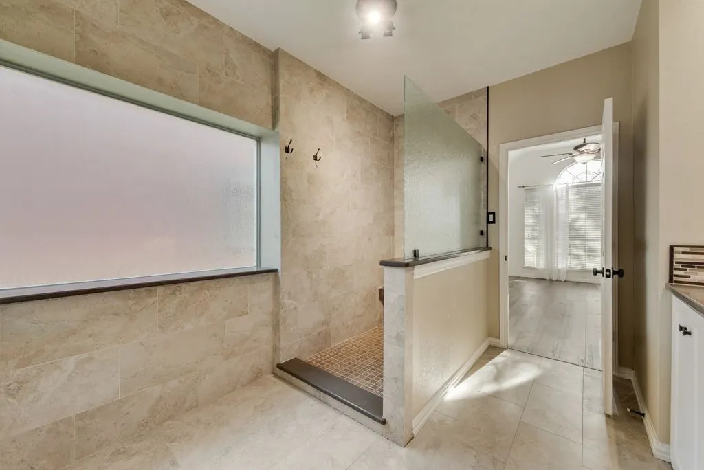 Single Family Residence For Sale in Collin County , 7100 Ledgestone Court, Frisco, Texas 75034, 4 Bedroom, 3 Bathroom, 2 Garage spaces, 2,621 Sqft, built in 1996, mls#21370249, Real Estate Agent in Frisco, Homes For Sale in Collin county, Homes For Sale in Frisco, Realtor in Frisco Texas, Real Estate Brokerage Independent Realty Texas, Luminita Cordes Realtor