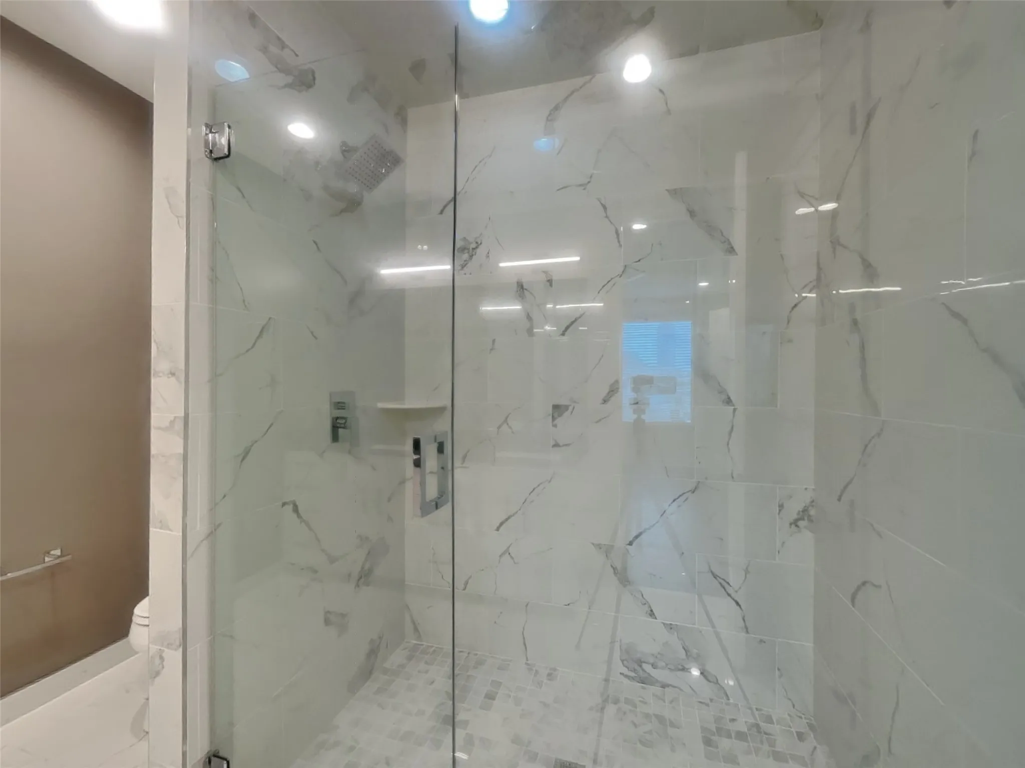 Townhouse For Rent in Dallas County , 1625 Hickory Street 105, Dallas, Texas 75215, 2 Bedroom, 3 Bathroom, 2 Garage spaces, 2,046 Sqft, built in 2017, mls#21370250, Real Estate Agent in Dallas, Homes For Rent in Dallas county, Homes For Rent in Dallas, Realtor in Dallas Texas, Real Estate Brokerage Independent Realty Texas, Luminita Cordes Realtor