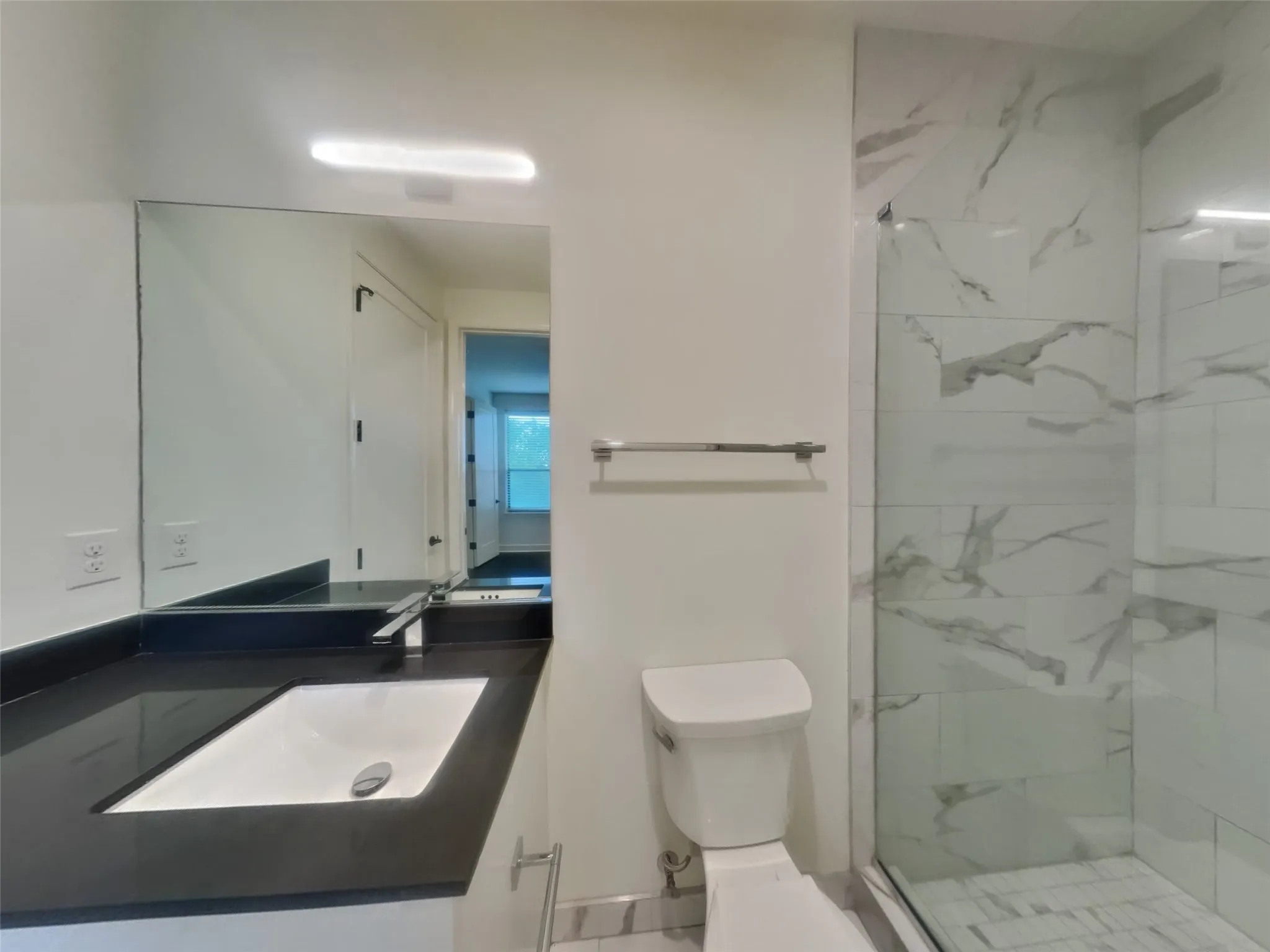 Townhouse For Rent in Dallas County , 1625 Hickory Street 105, Dallas, Texas 75215, 2 Bedroom, 3 Bathroom, 2 Garage spaces, 2,046 Sqft, built in 2017, mls#21370250, Real Estate Agent in Dallas, Homes For Rent in Dallas county, Homes For Rent in Dallas, Realtor in Dallas Texas, Real Estate Brokerage Independent Realty Texas, Luminita Cordes Realtor