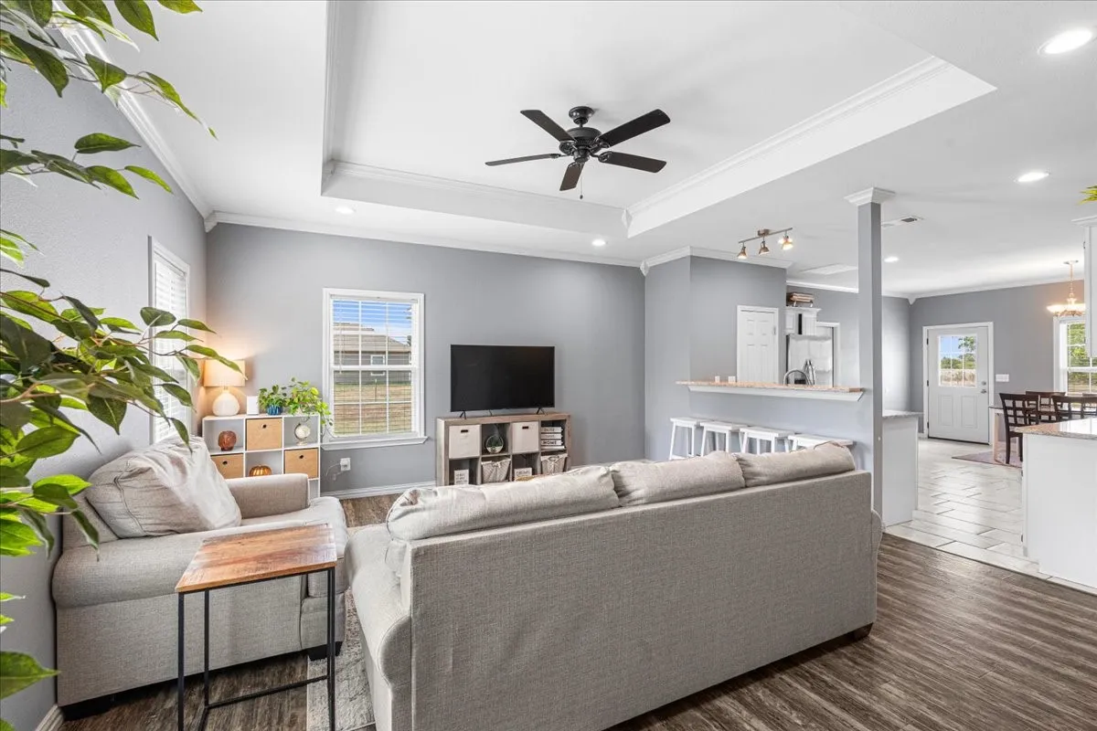 Single Family Residence For Sale in Navarro County , 123 Pugh Lane, Corsicana, Texas 75109, 4 Bedroom, 2 Bathroom, 2 Garage spaces, 1,676 Sqft, built in 2021, mls#21370230, Real Estate Agent in Corsicana, Homes For Sale in Navarro county, Homes For Sale in Corsicana, Realtor in Corsicana Texas, Real Estate Brokerage Independent Realty Texas, Luminita Cordes Realtor