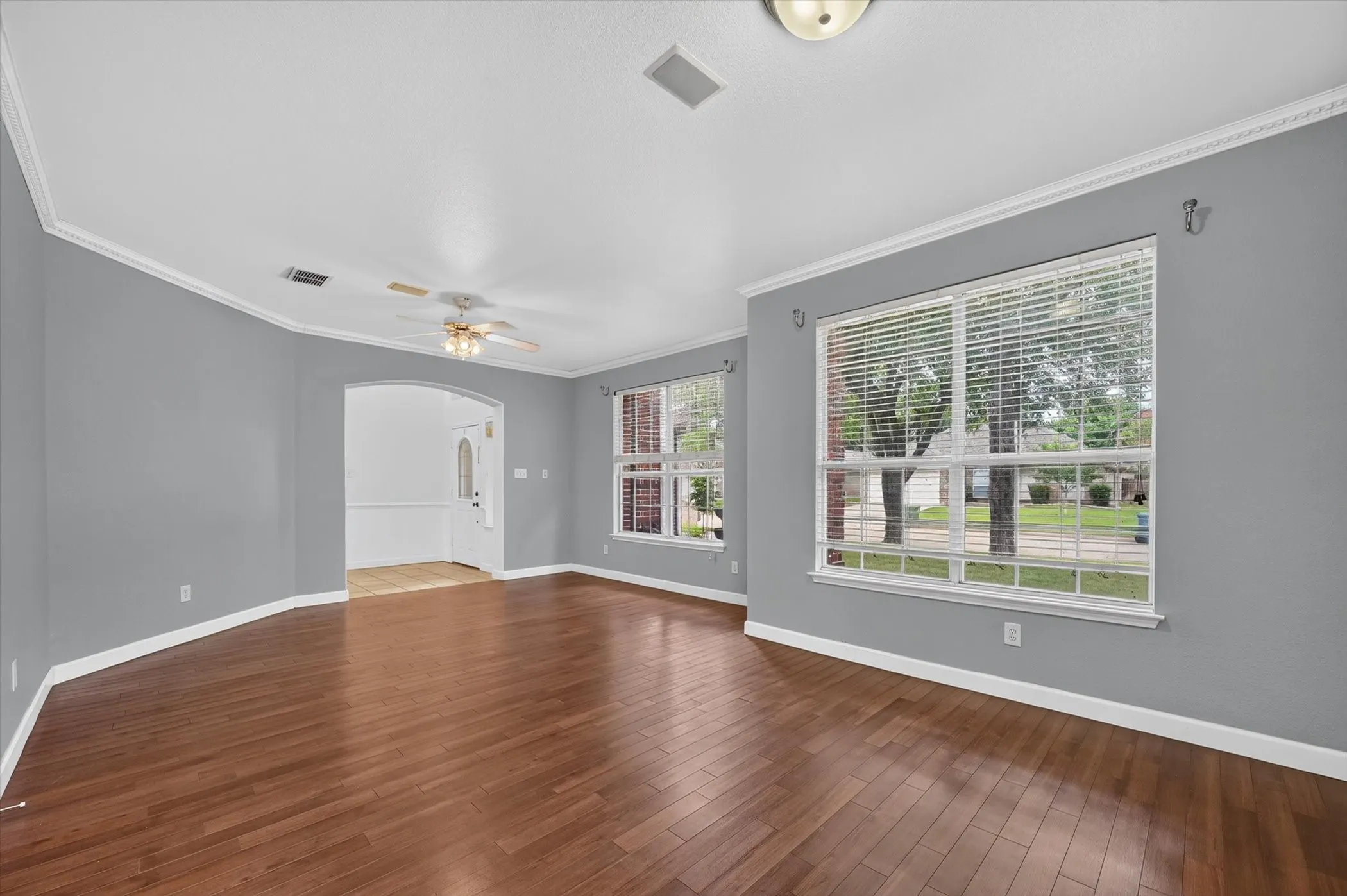 Single Family Residence For Rent in Denton County , 5101 Timberland Parkway, Flower Mound, Texas 75028, 5 Bedroom, 4 Bathroom, 1 Garage spaces, 3,065 Sqft, built in 1998, mls#21347879, Real Estate Agent in Flower Mound, Homes For Rent in Denton county, Homes For Rent in Flower Mound, Realtor in Flower Mound Texas, Real Estate Brokerage Independent Realty Texas, Luminita Cordes Realtor