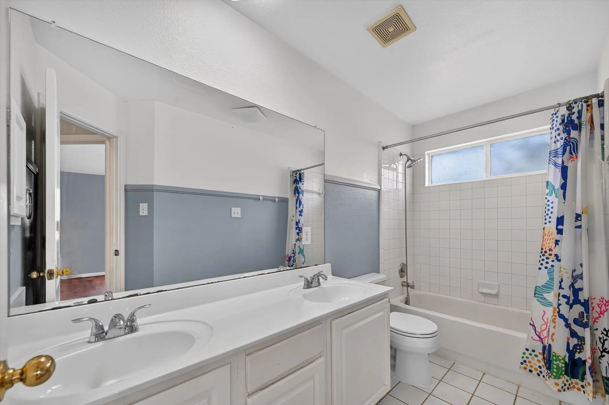 Single Family Residence For Rent in Denton County , 5101 Timberland Parkway, Flower Mound, Texas 75028, 5 Bedroom, 4 Bathroom, 1 Garage spaces, 3,065 Sqft, built in 1998, mls#21347879, Real Estate Agent in Flower Mound, Homes For Rent in Denton county, Homes For Rent in Flower Mound, Realtor in Flower Mound Texas, Real Estate Brokerage Independent Realty Texas, Luminita Cordes Realtor