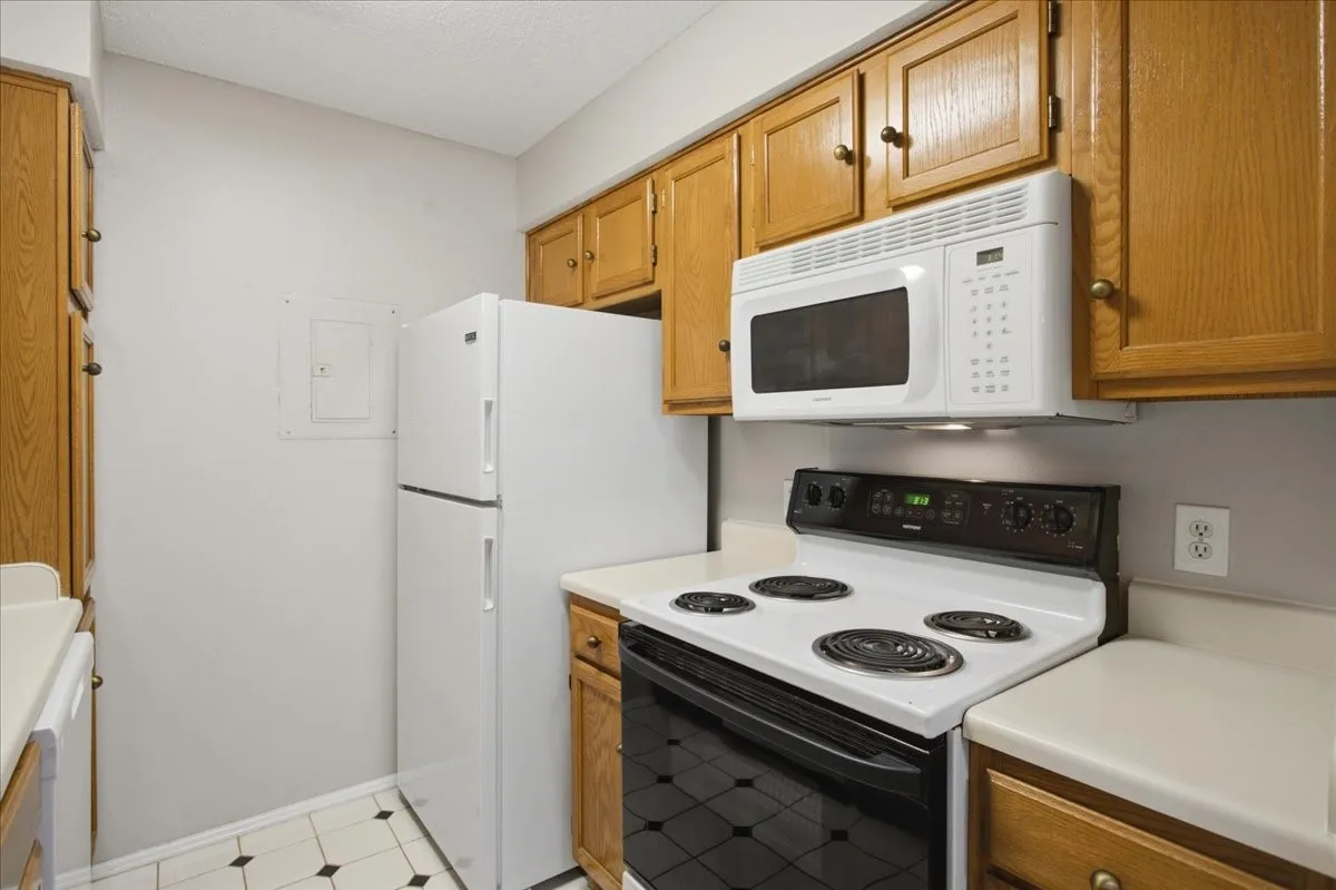 All appliances are included
