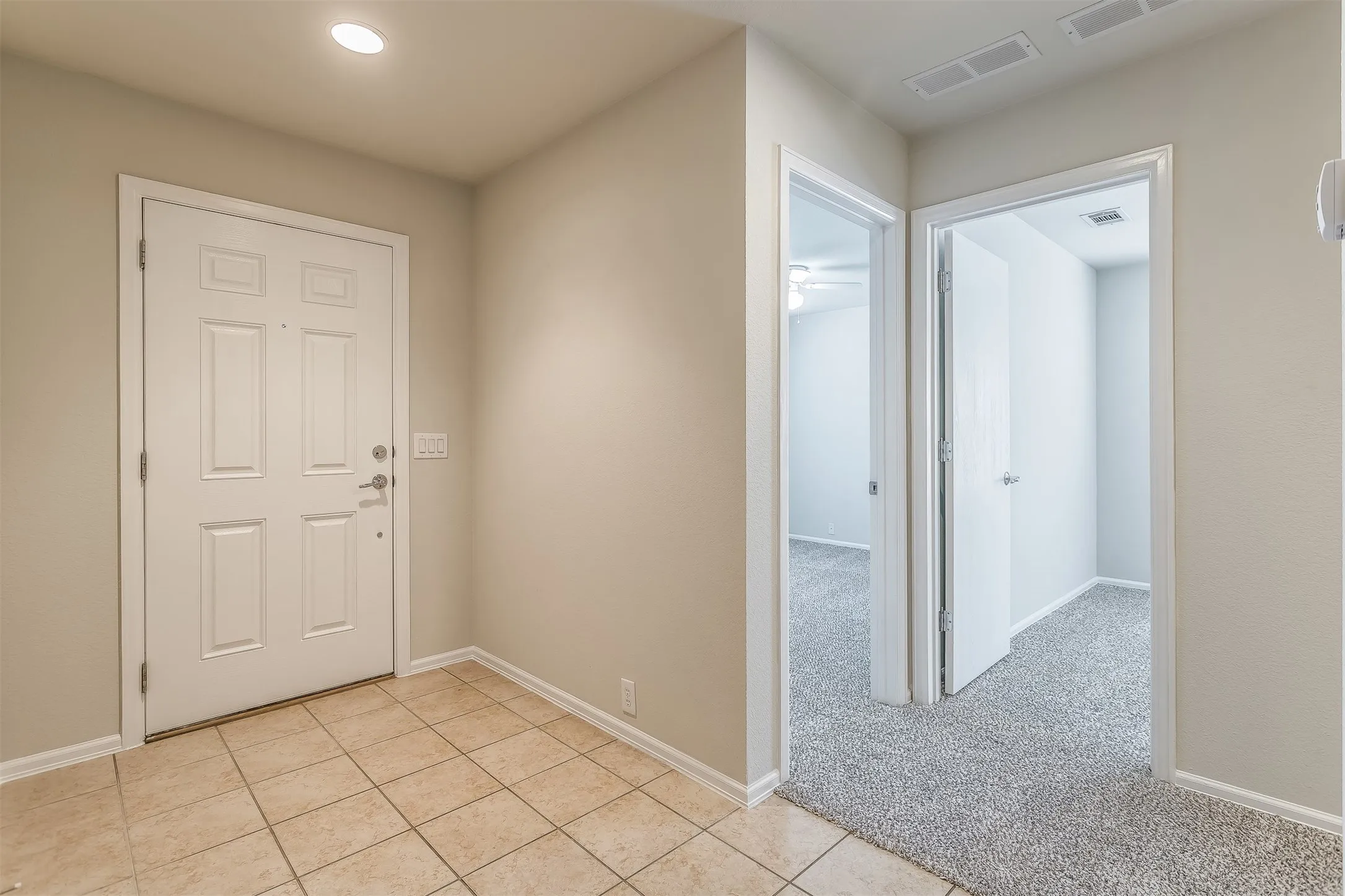 Single Family Residence For Rent in Ellis County , 529 Quail Hollow Drive, Midlothian, Texas 76065, 4 Bedroom, 2 Bathroom, 2 Garage spaces, 1,560 Sqft, built in 2007, mls#21370257, Real Estate Agent in Midlothian, Homes For Rent in Ellis county, Homes For Rent in Midlothian, Realtor in Midlothian Texas, Real Estate Brokerage Independent Realty Texas, Luminita Cordes Realtor