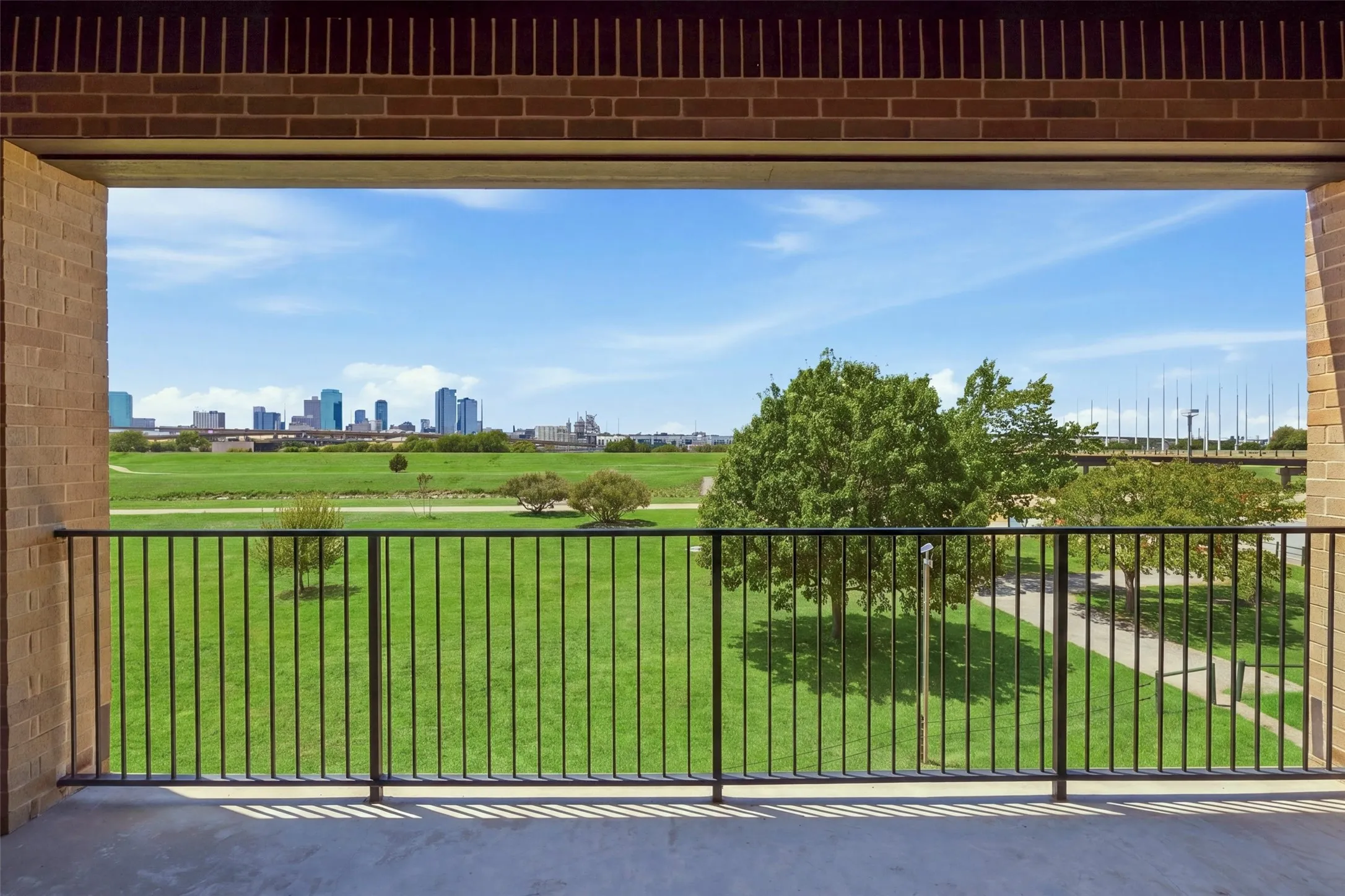 Townhouse For Sale in Tarrant County , 404 Vista Buena Trail, Fort Worth, Texas 76111, 4 Bedroom, 5 Bathroom, 2 Garage spaces, 3,026 Sqft, built in 2025, mls#21370222, Real Estate Agent in Fort Worth, Homes For Sale in Tarrant county, Homes For Sale in Fort Worth, Realtor in Fort Worth Texas, Real Estate Brokerage Independent Realty Texas, Luminita Cordes Realtor